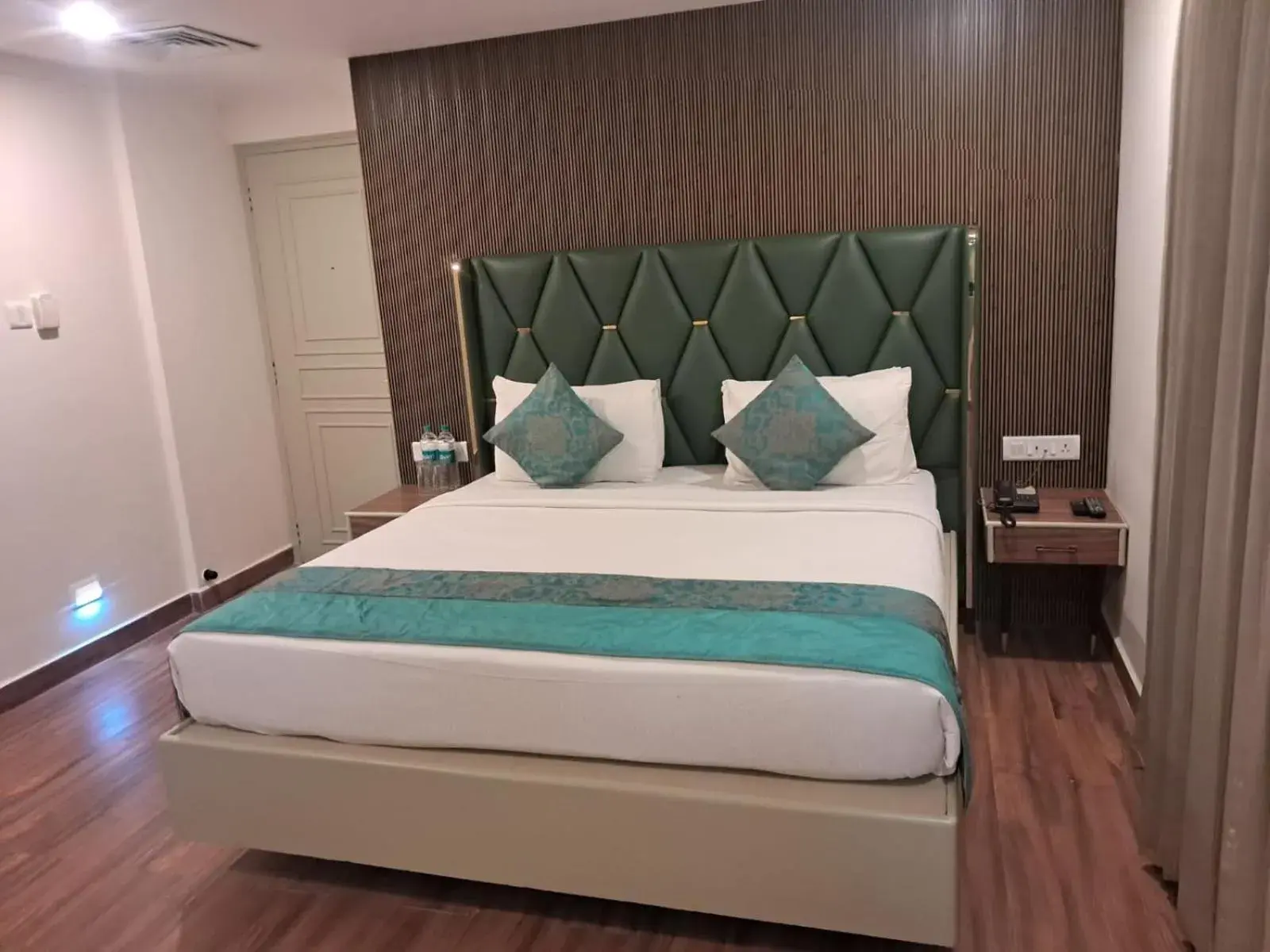 Bedroom, Bed in Hotel Grand Residence