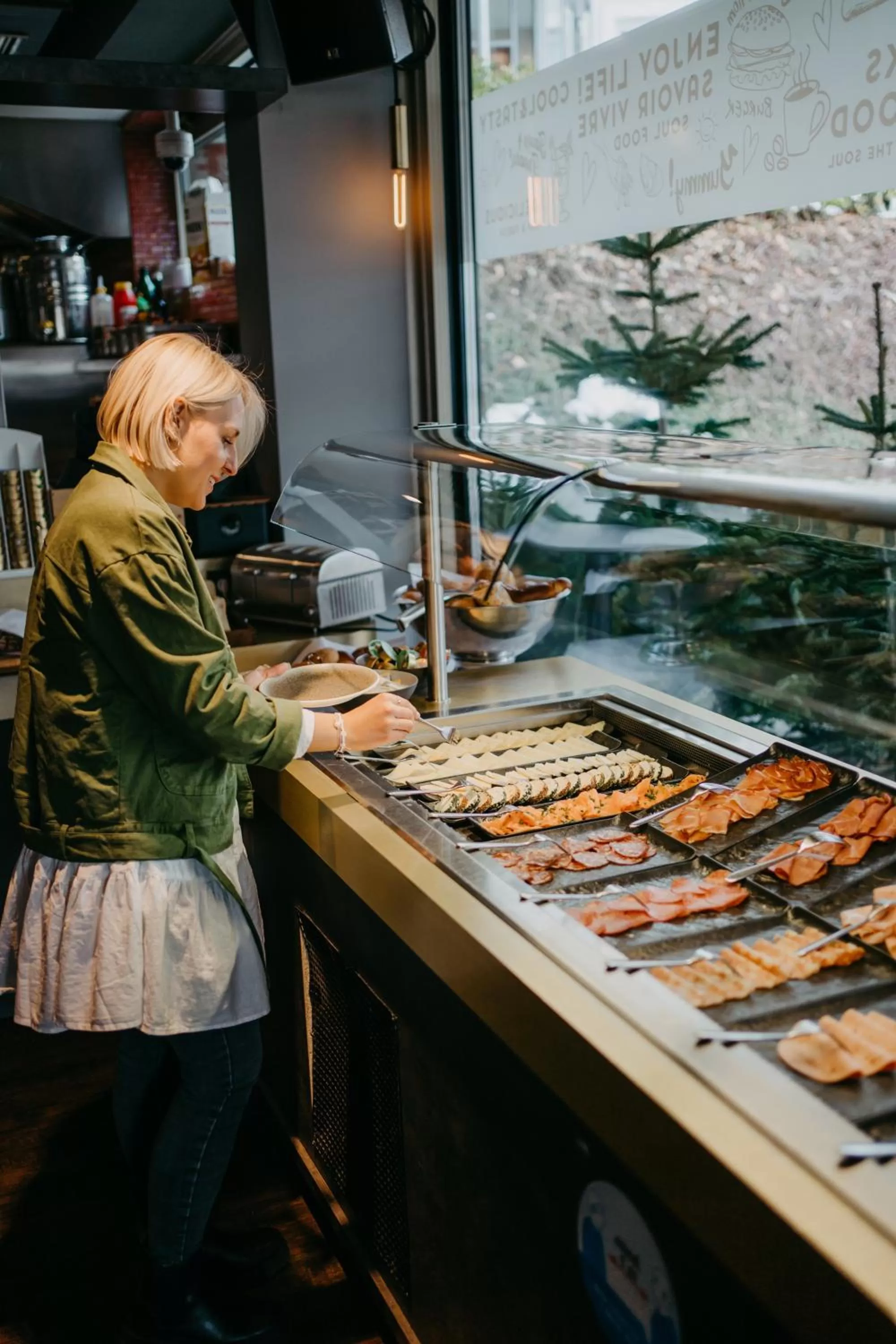 Buffet breakfast in Rocket Rooms Velden