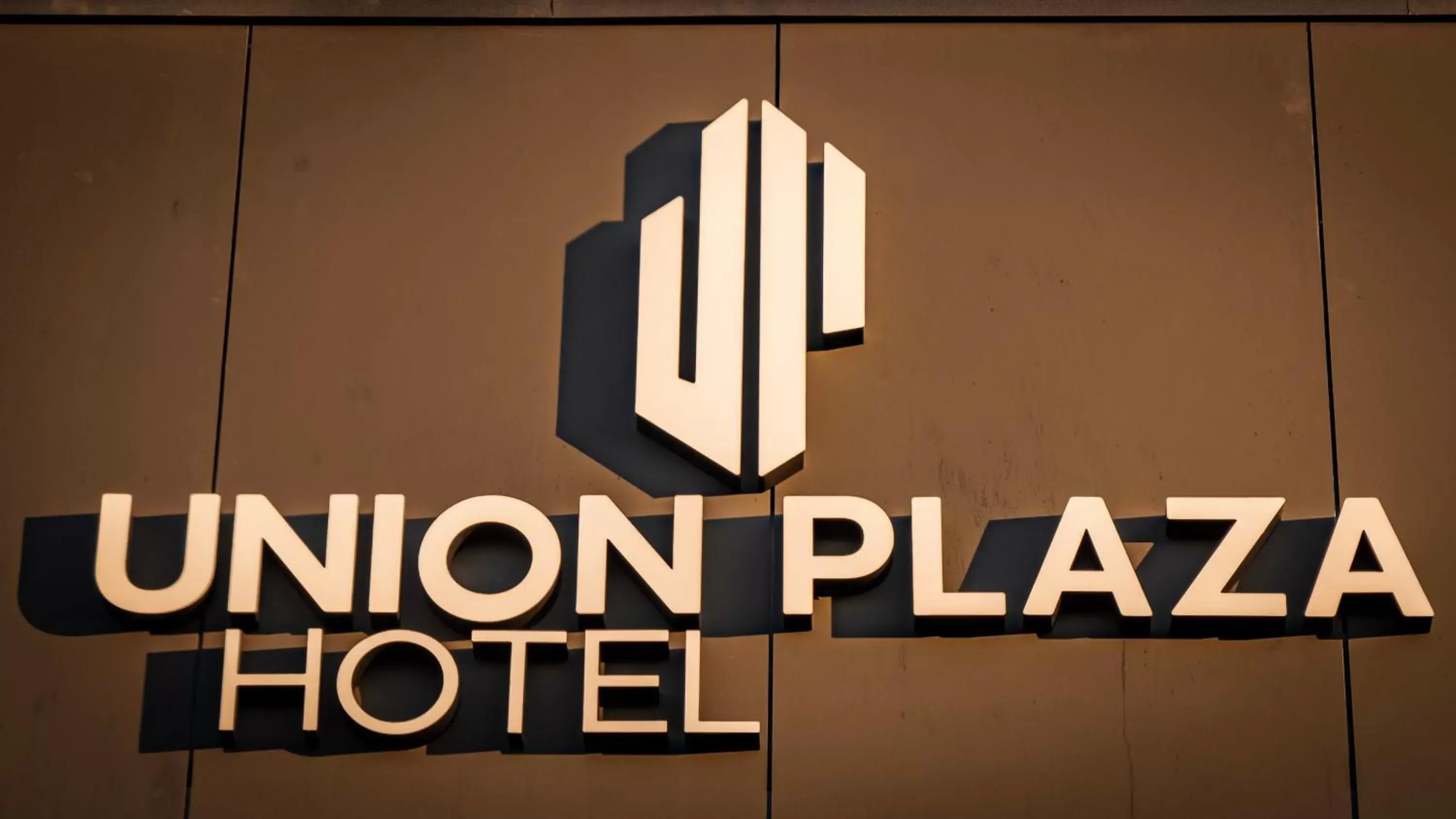 Logo/Certificate/Sign, Property Logo/Sign in Union Plaza Hotel