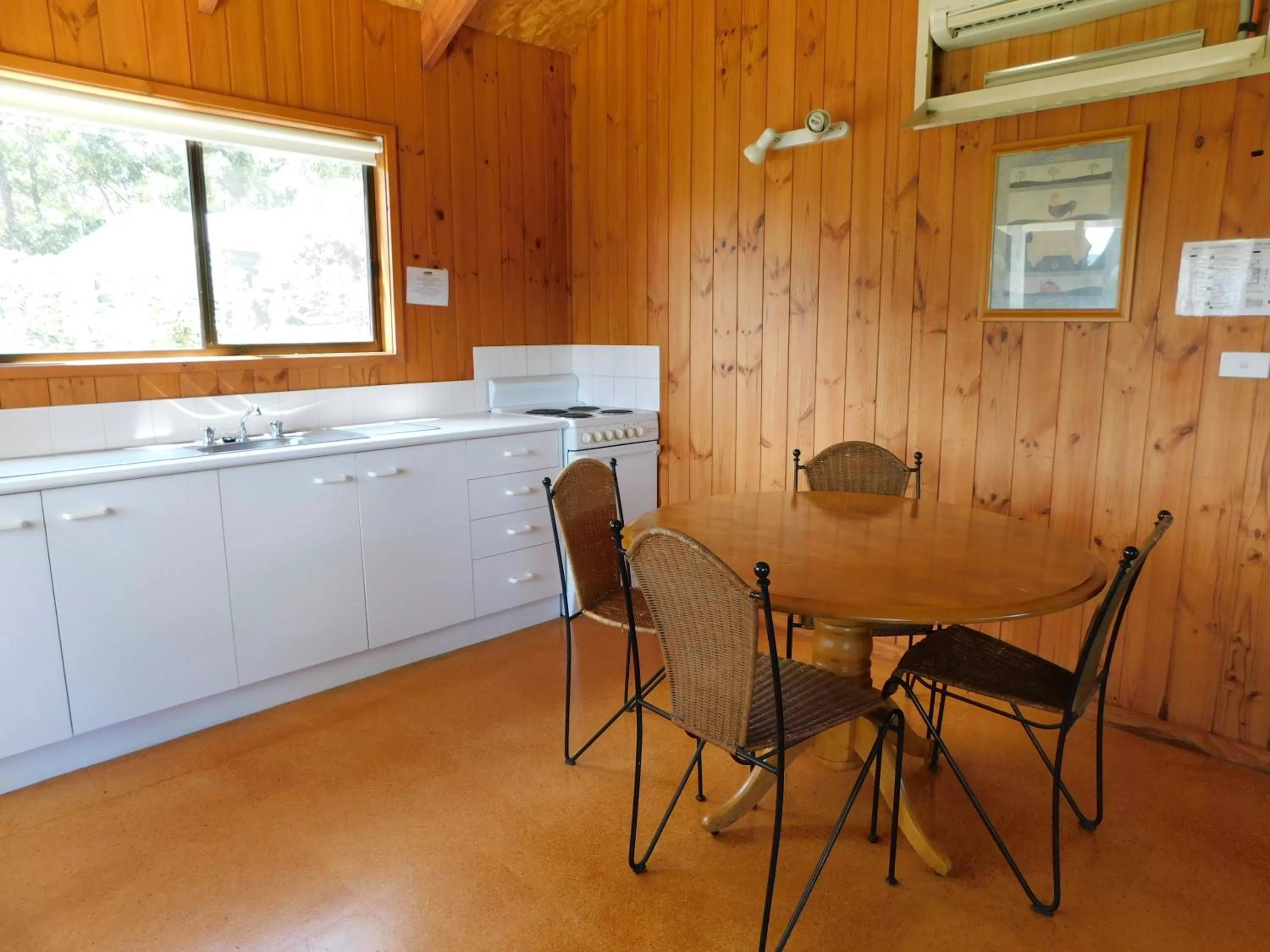 Kitchen or kitchenette in Kangaroo Valley Golf and Country Retreat