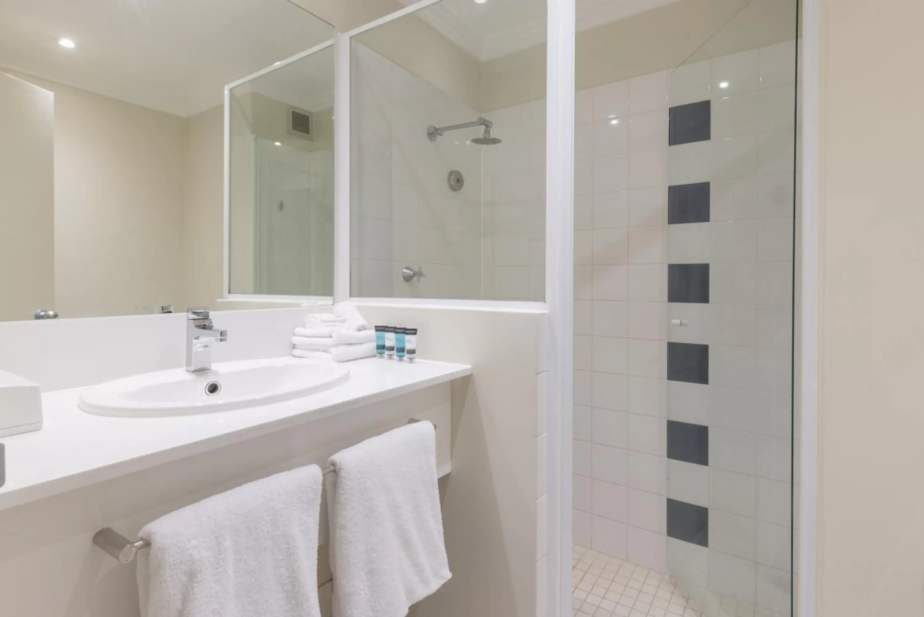 Shower, Bathroom in Mercure Brisbane Garden City