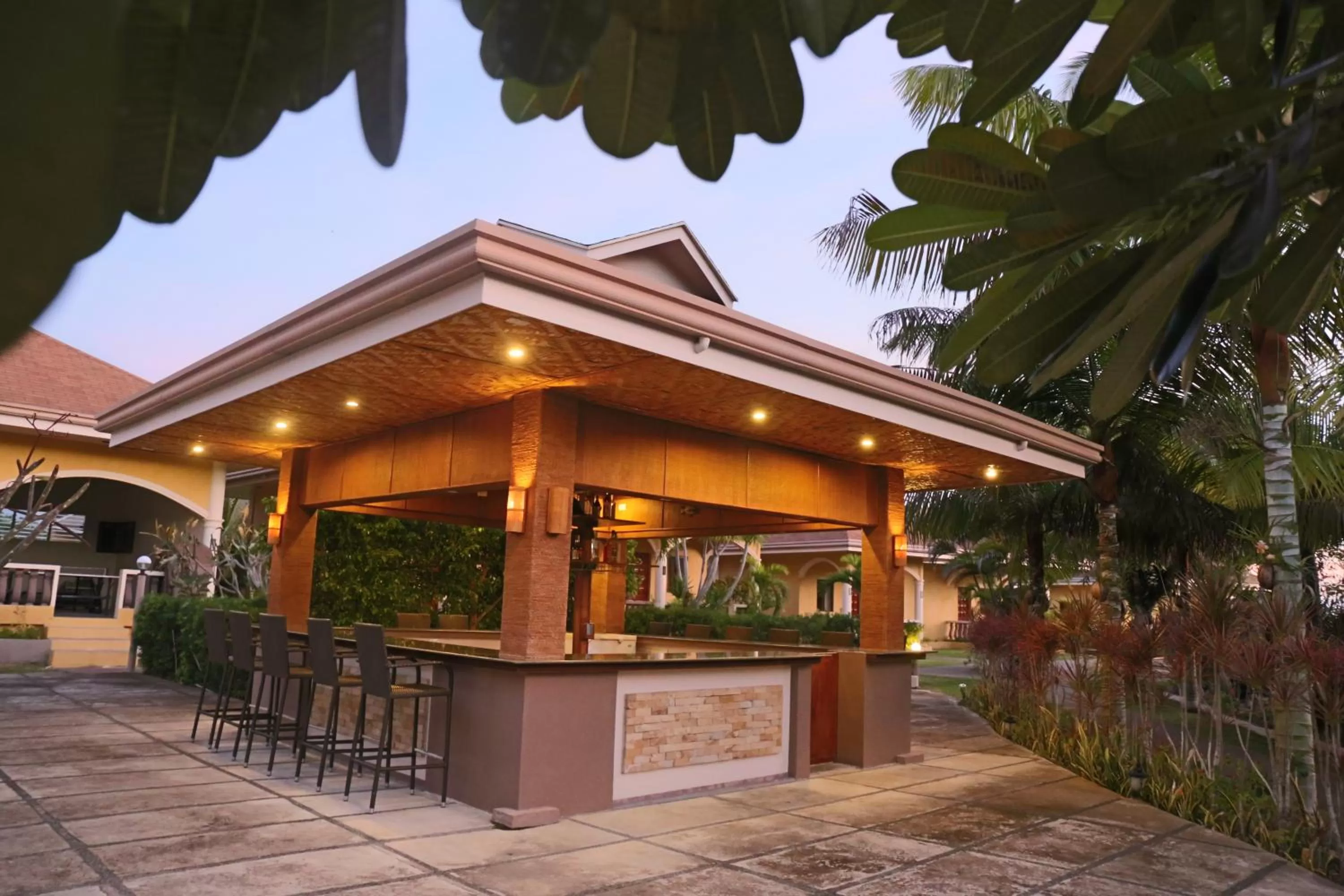 Food and drinks in Turtle Bay Dive Resort