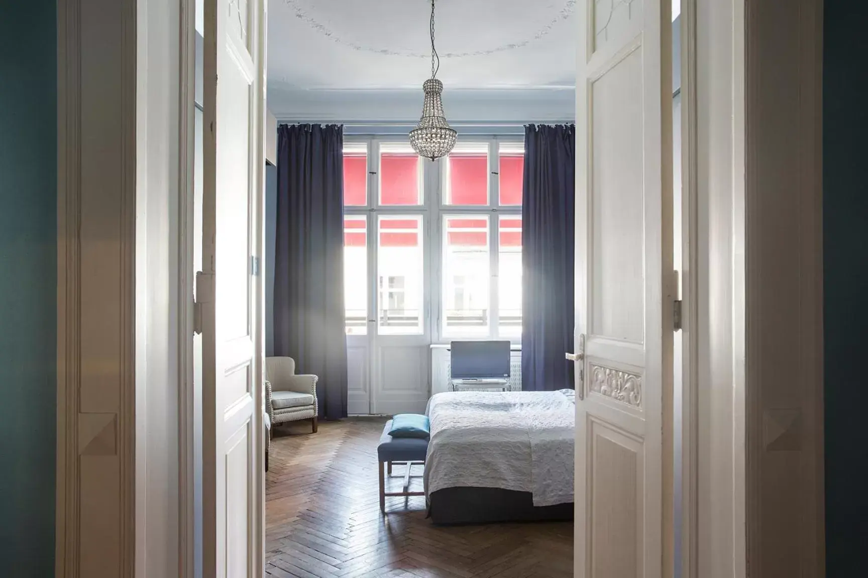 Photo of the whole room, Bed in Art Nouveau Hotel am Kurfürstendamm