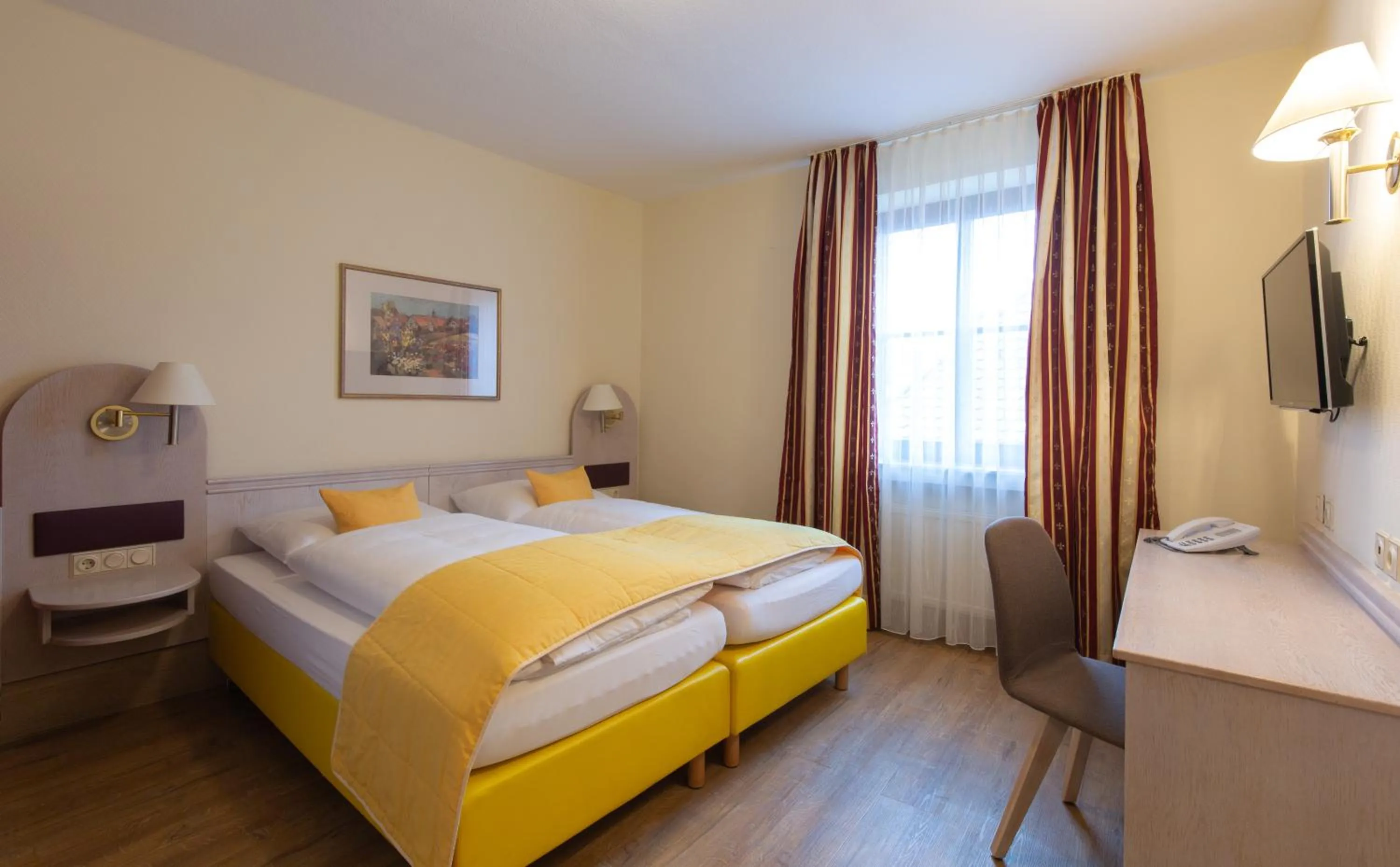 Photo of the whole room, Bed in Hotel Residence