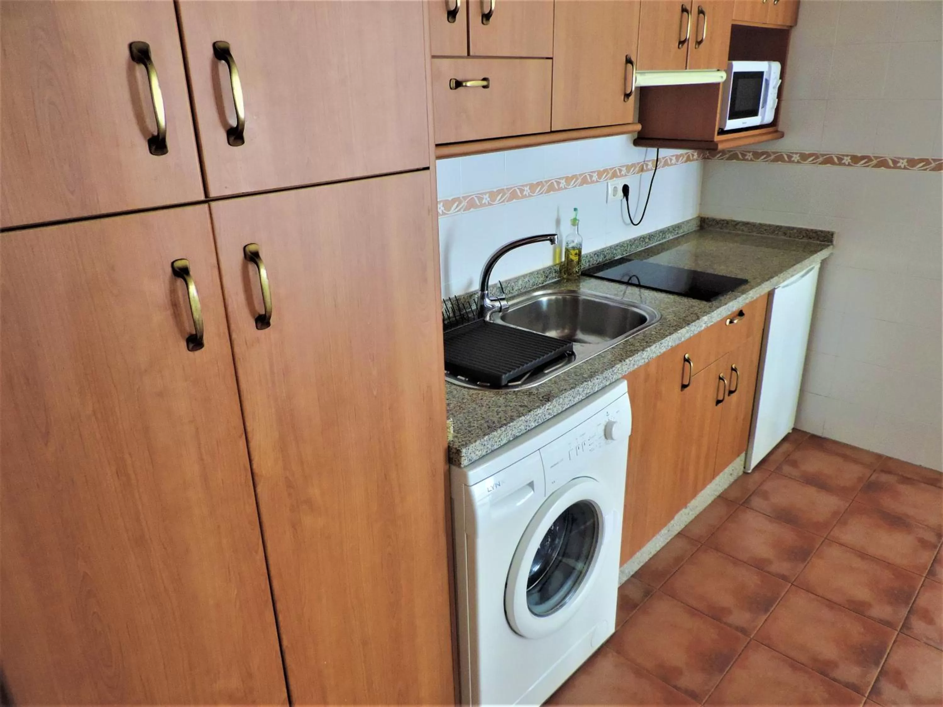 Kitchen or kitchenette in APARTAMENTOS CASERIA DE COMARES