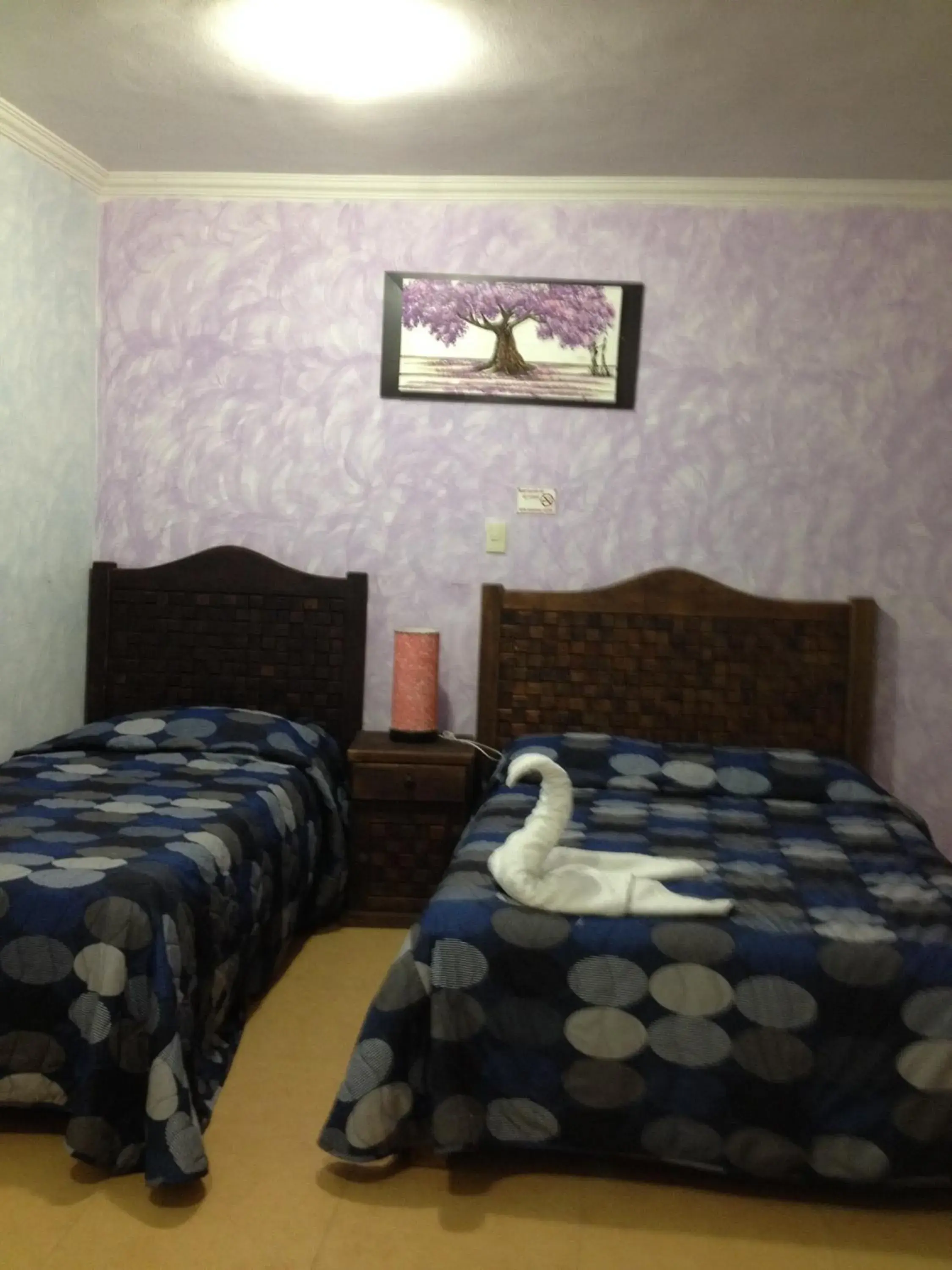 Bedroom, Bed in Terracota Corner Rooms