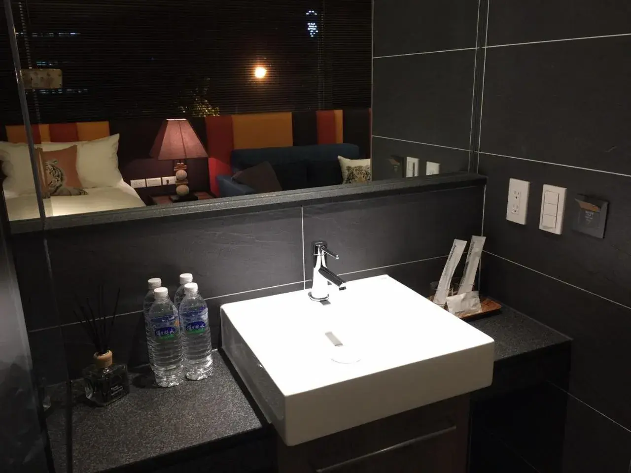 Bathroom in Chez Taipei No 5