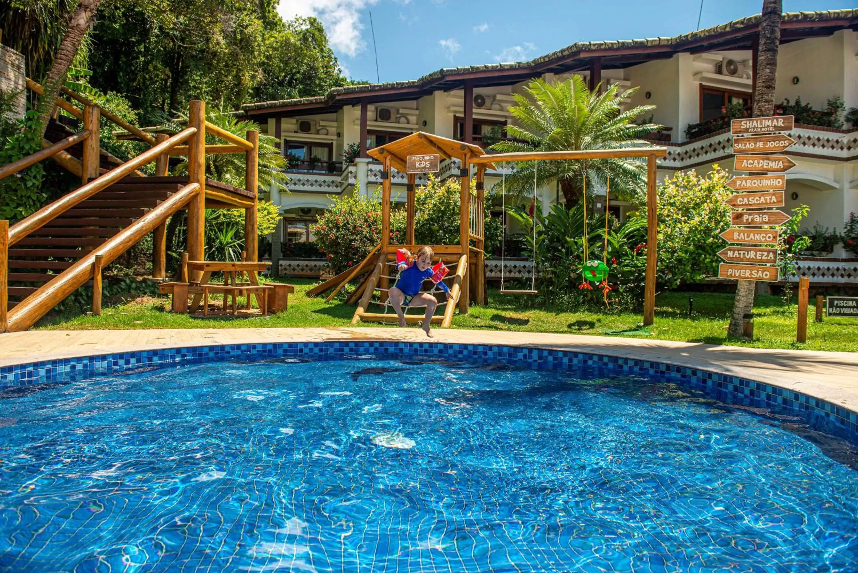 Activities, Swimming Pool in Best Western Shalimar Praia Hotel