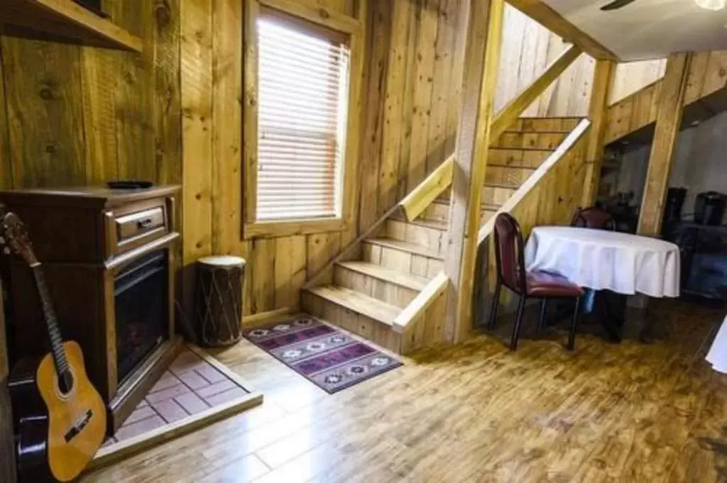 Dining area in Trail City Bed & Breakfast