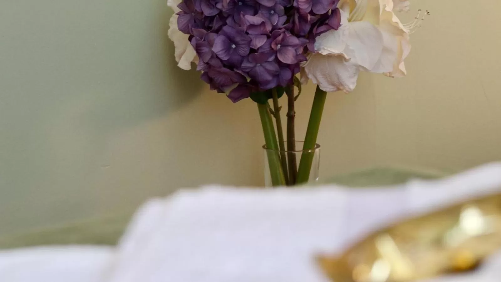 Decorative detail in A Casa di Grace