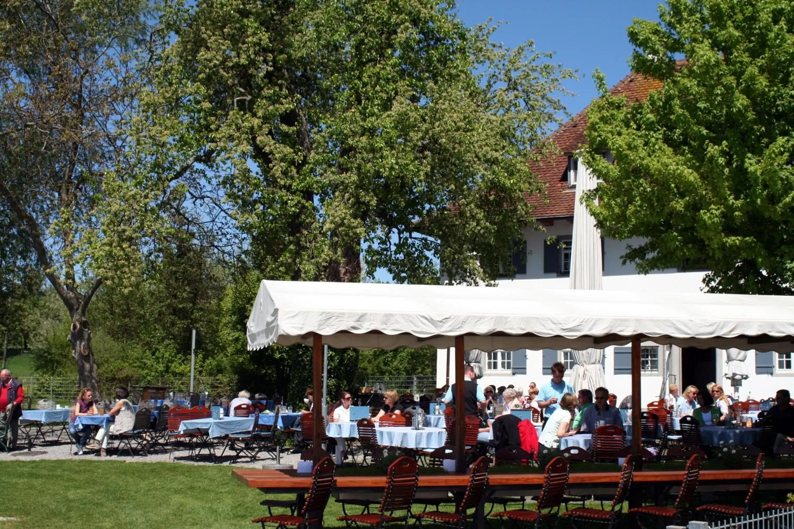Restaurant/places to eat in Pilgerhof und Rebmannshof