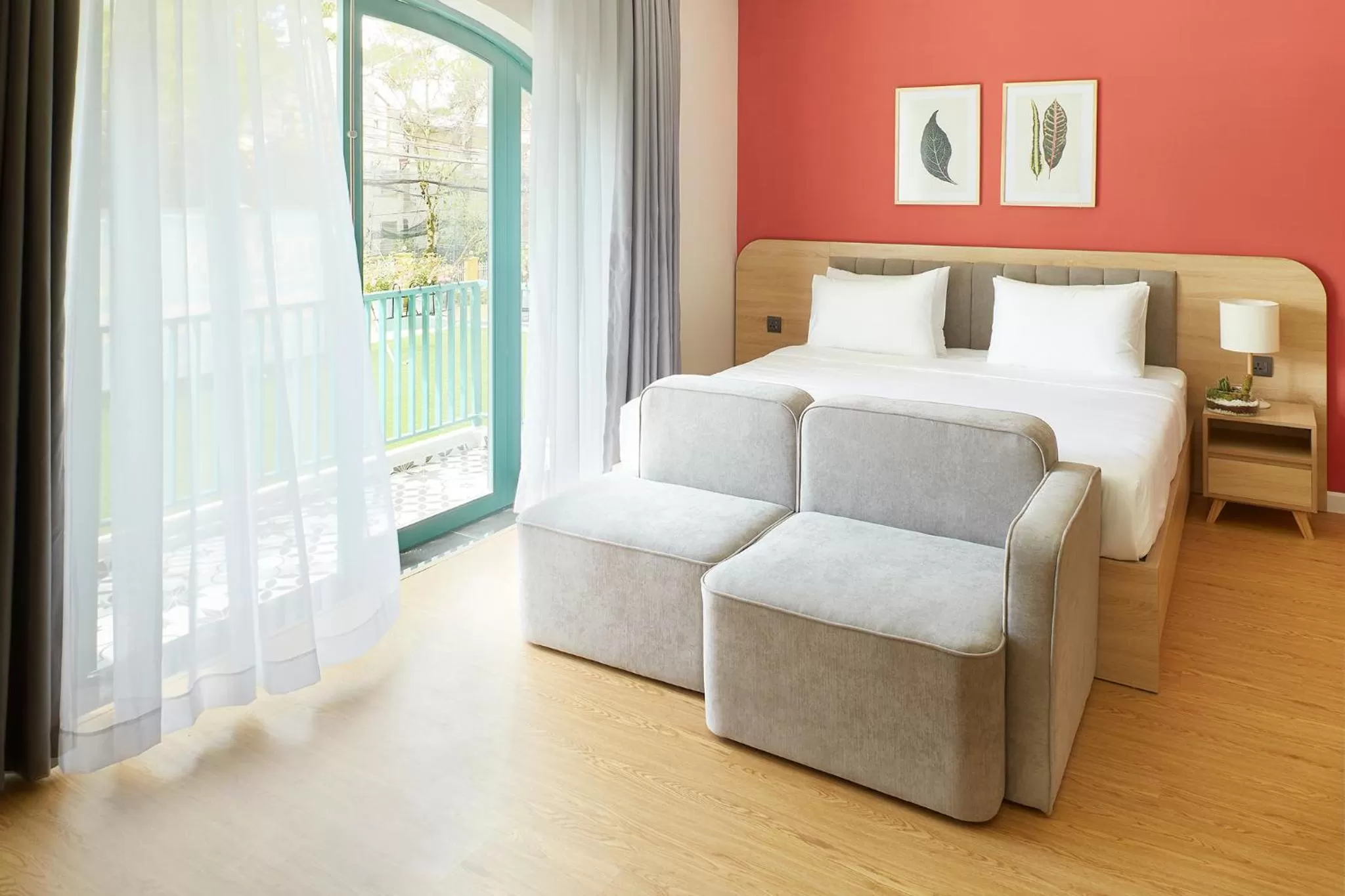 Photo of the whole room, Bed in Larimar Villas Cô Giang