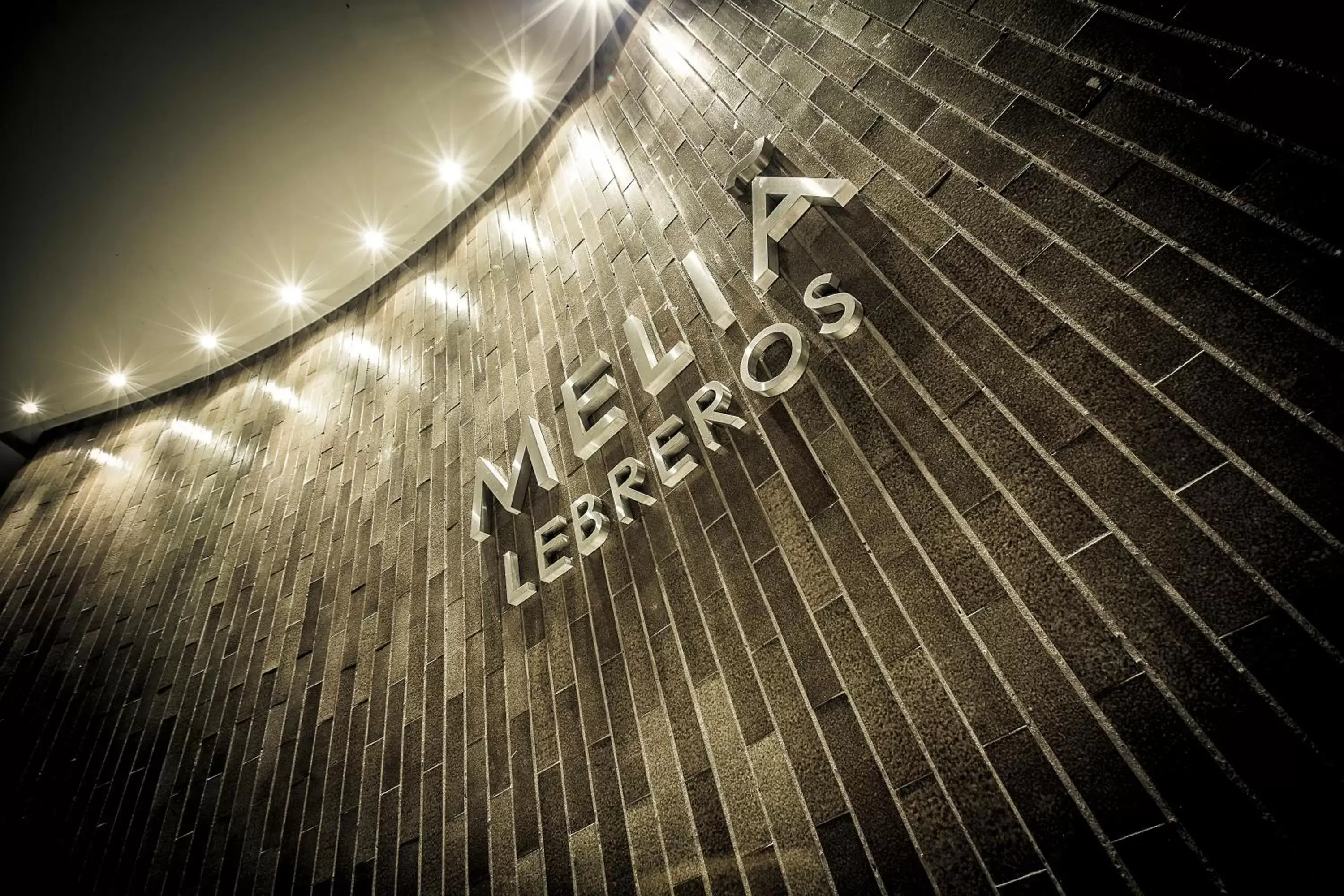 Facade/entrance in Melia Lebreros