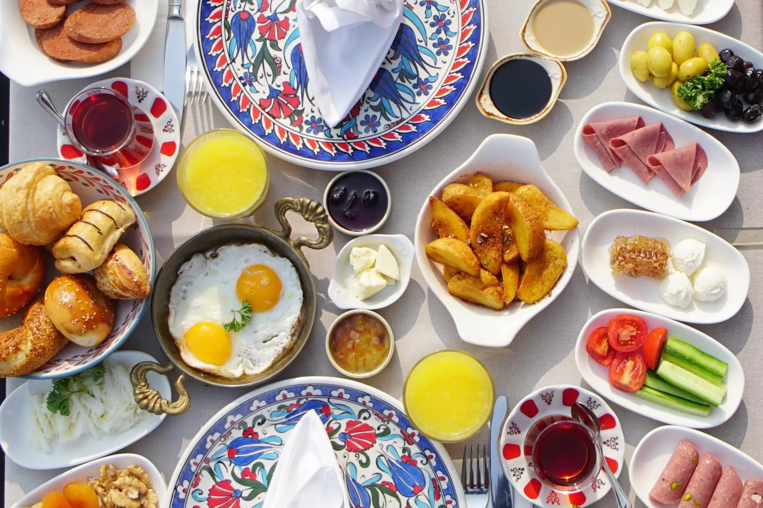 Breakfast in Sura Hagia Sophia Hotel