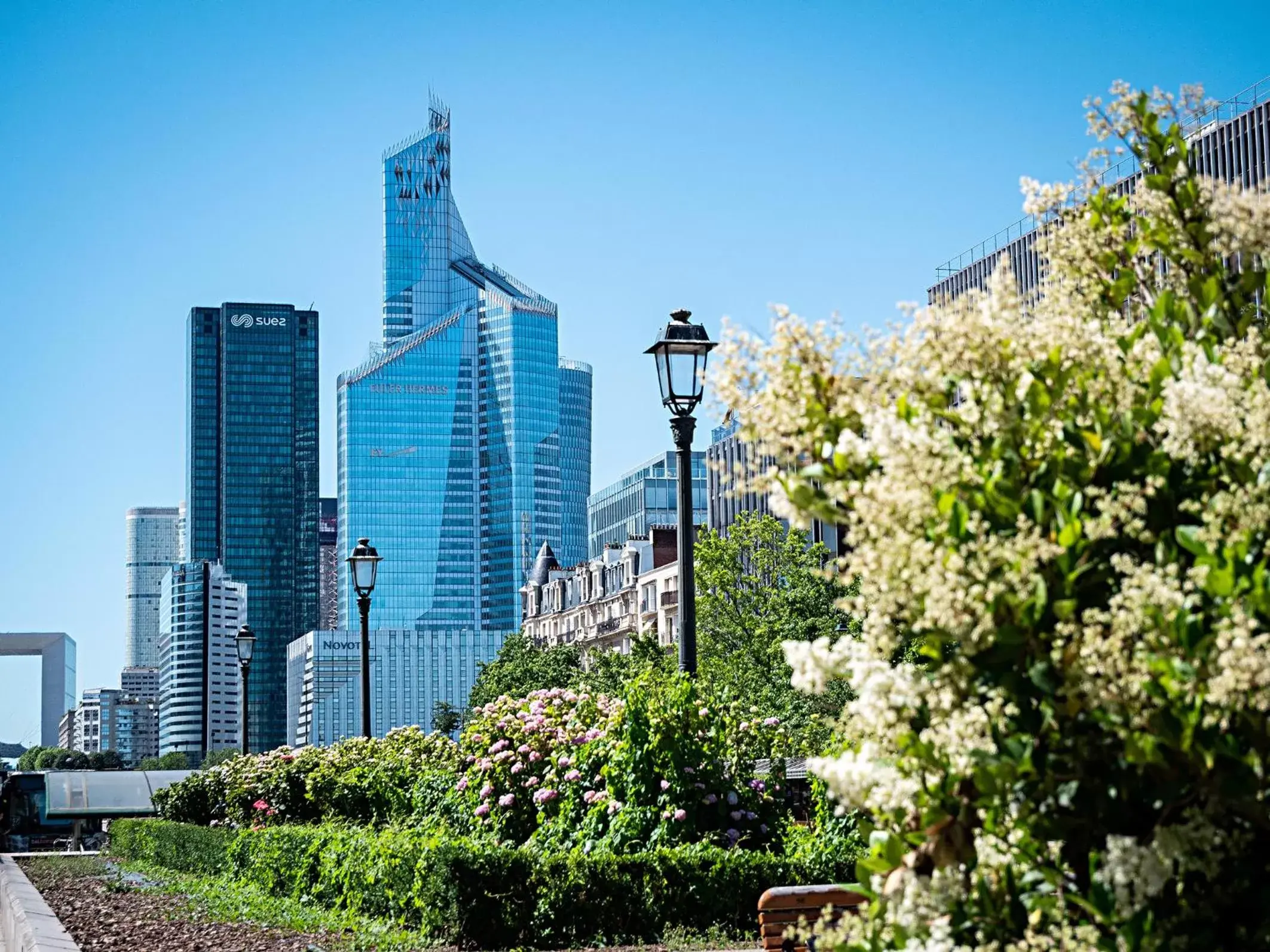 Nearby landmark in Pullman Paris La Défense