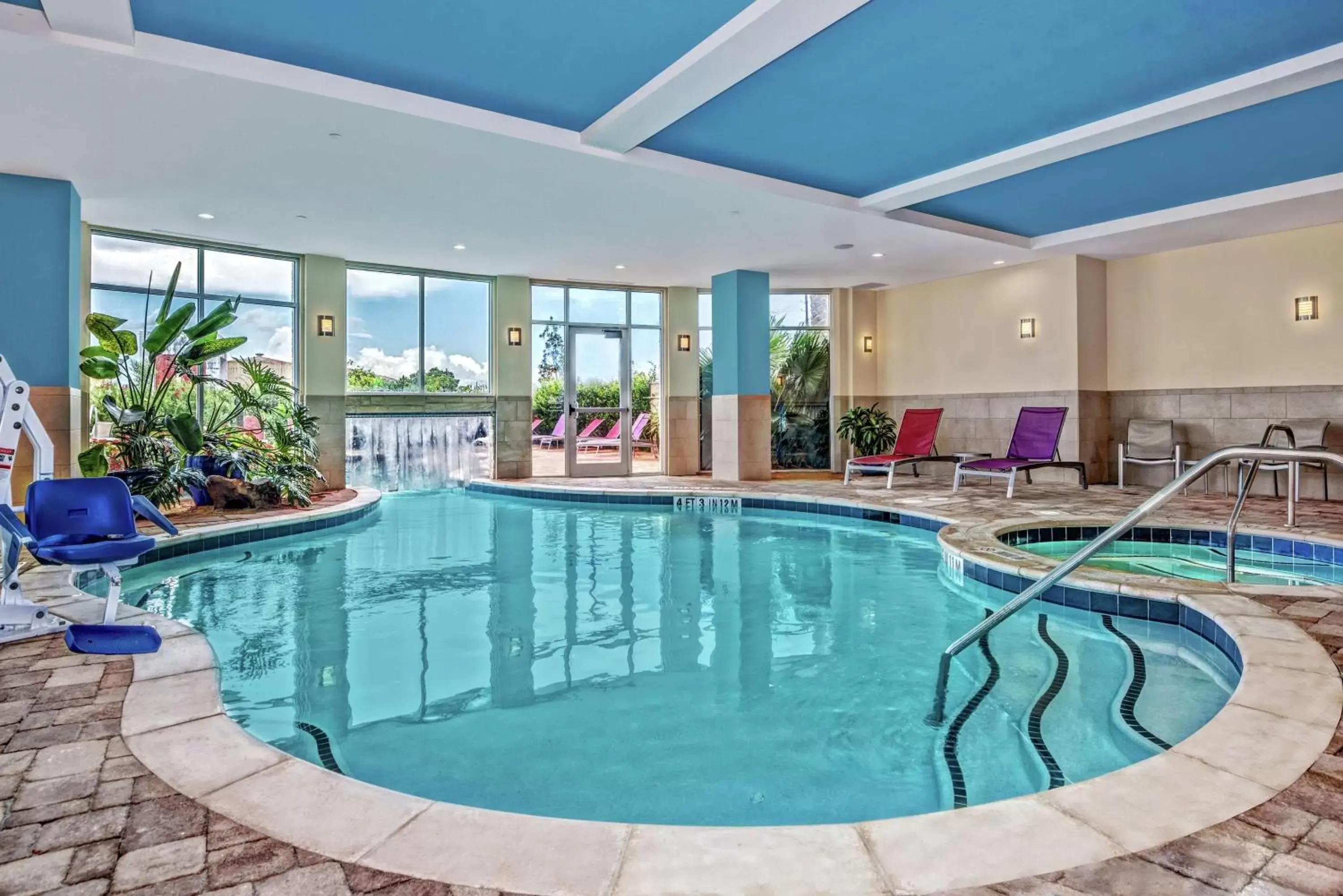 Pool view, Swimming Pool in Hilton Garden Inn Victoria