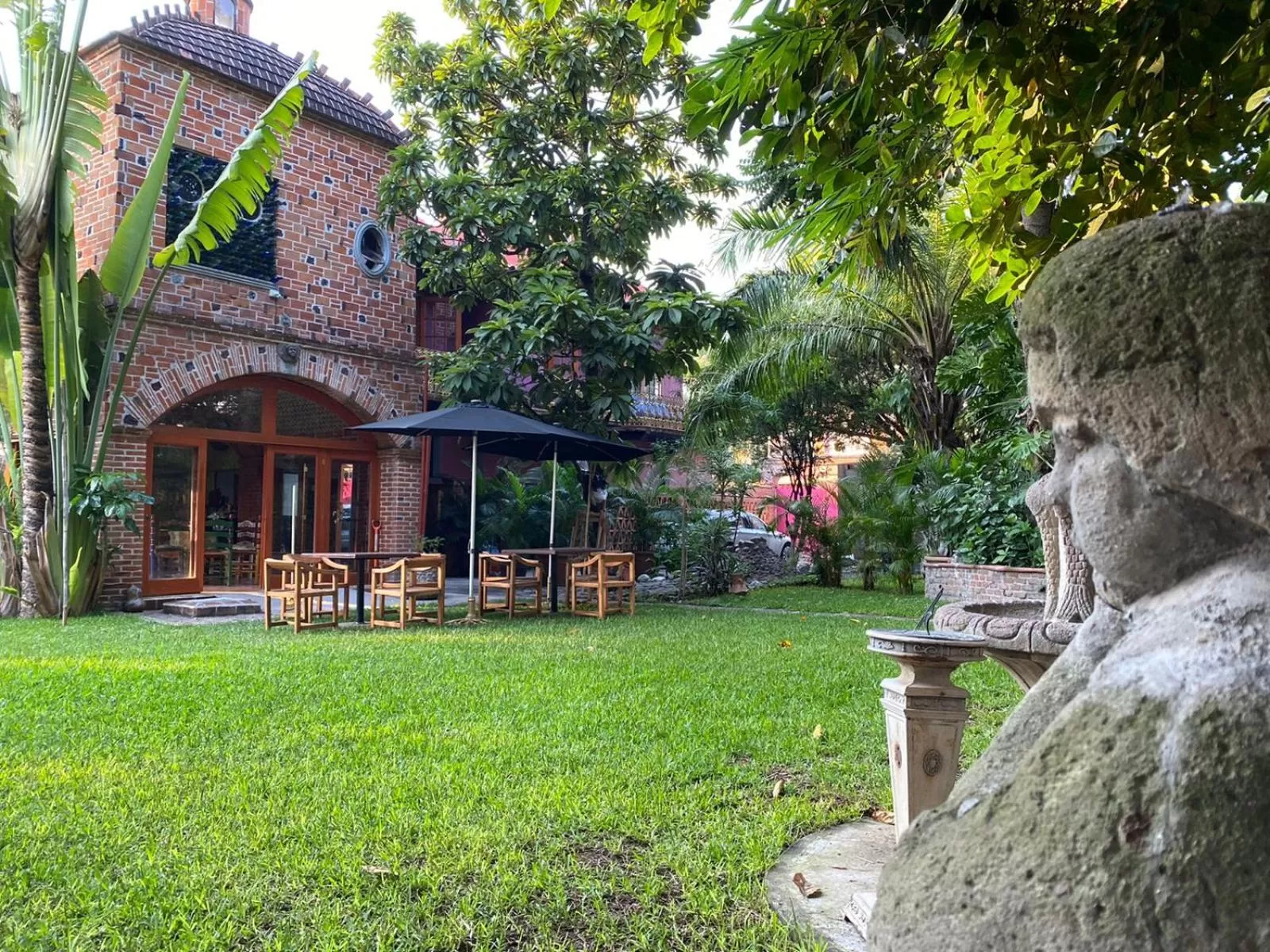 Garden in ETNICO LOCAL HOUSE