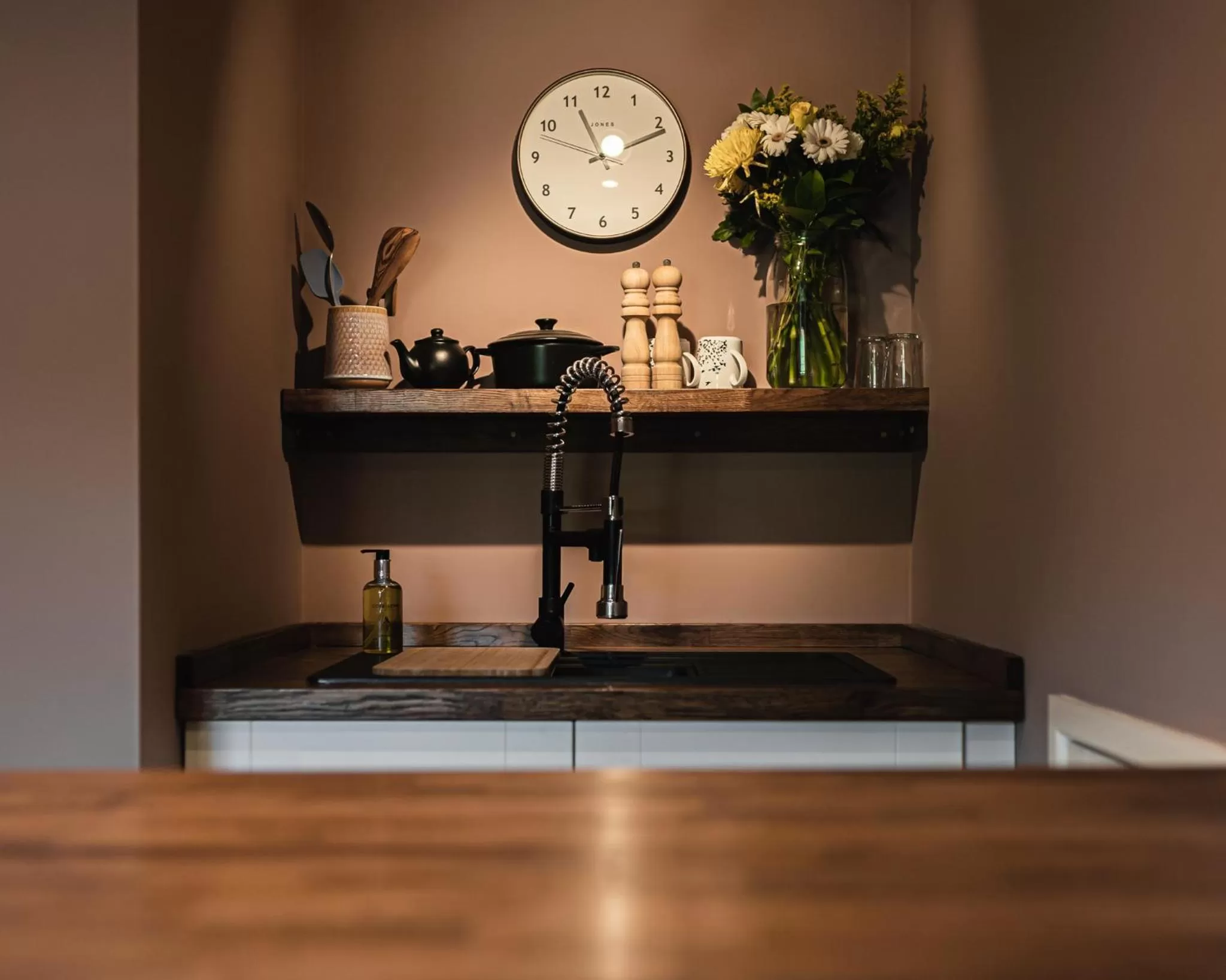 Kitchen or kitchenette in The Old Hall Inn