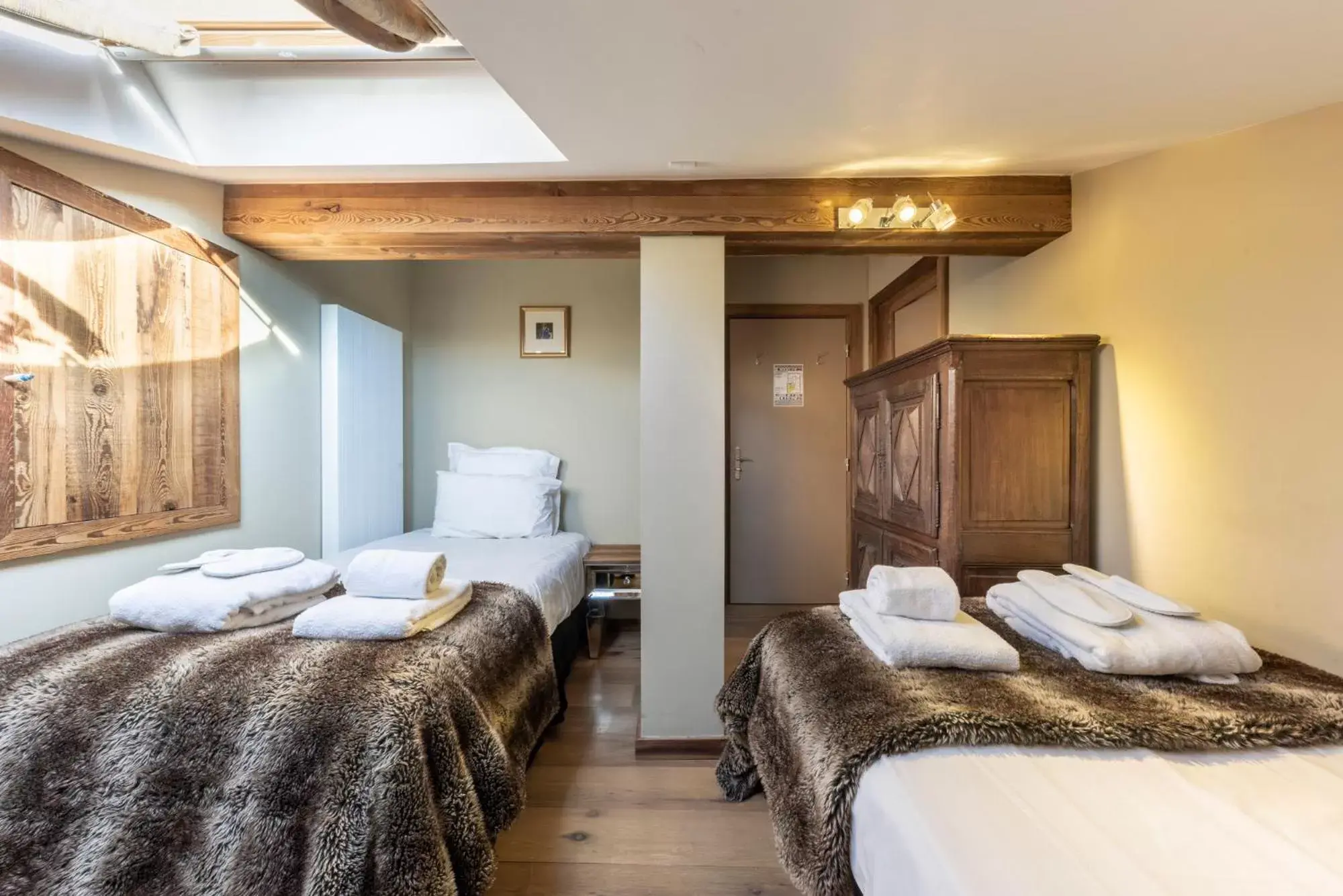 Bed in Chamois d'Or Hotel Bed in Chamois d'Or Hotel