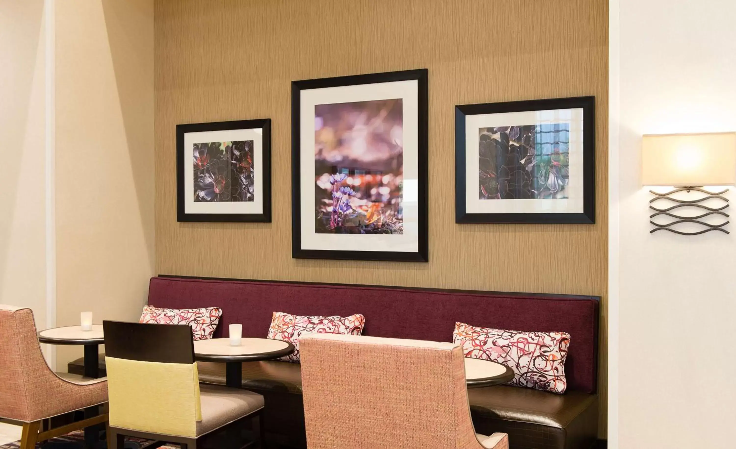 Restaurant/Places to Eat in Hampton Inn & Suites Orangeburg, SC