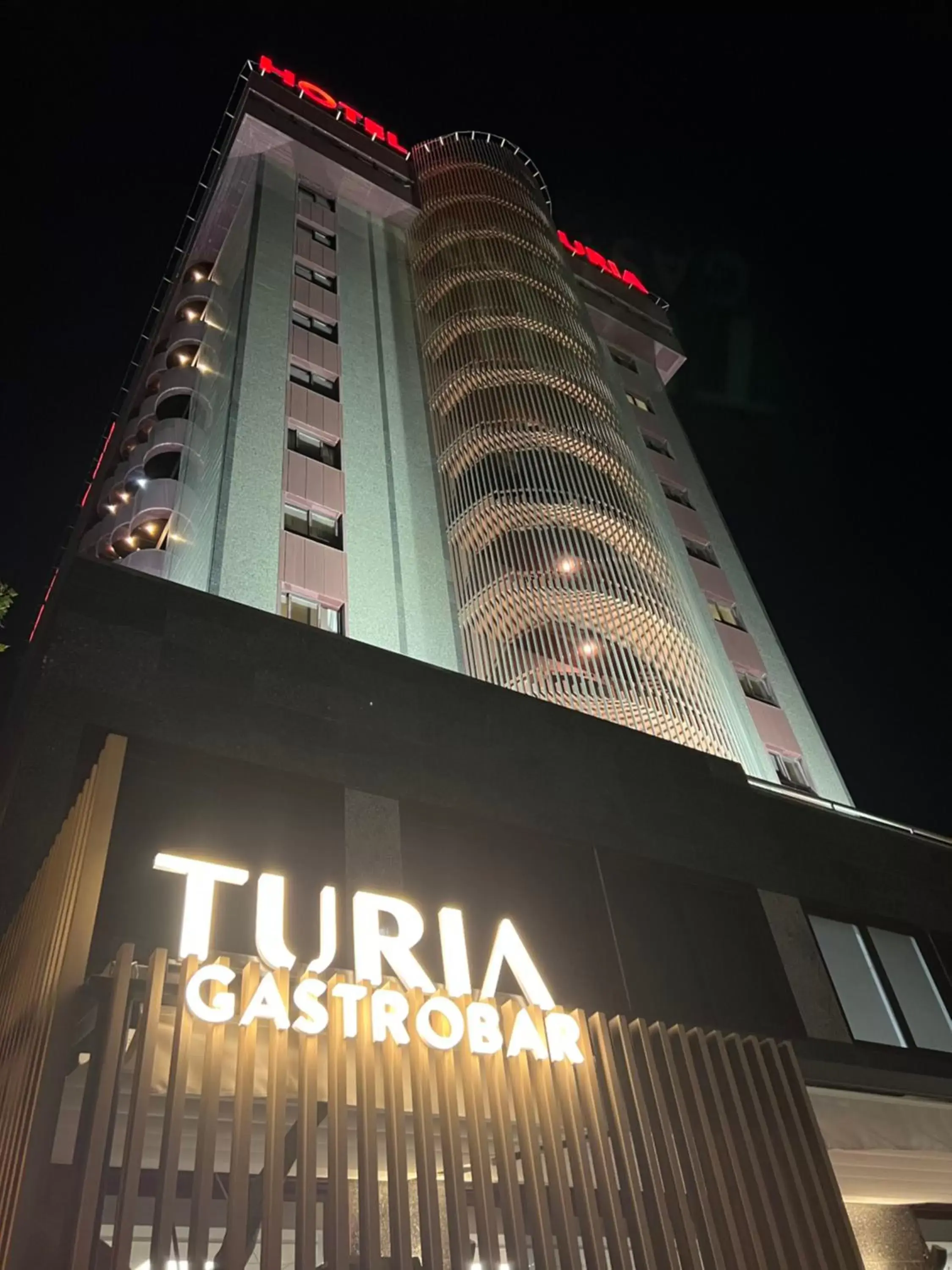 Night, Property Building in Hotel Turia