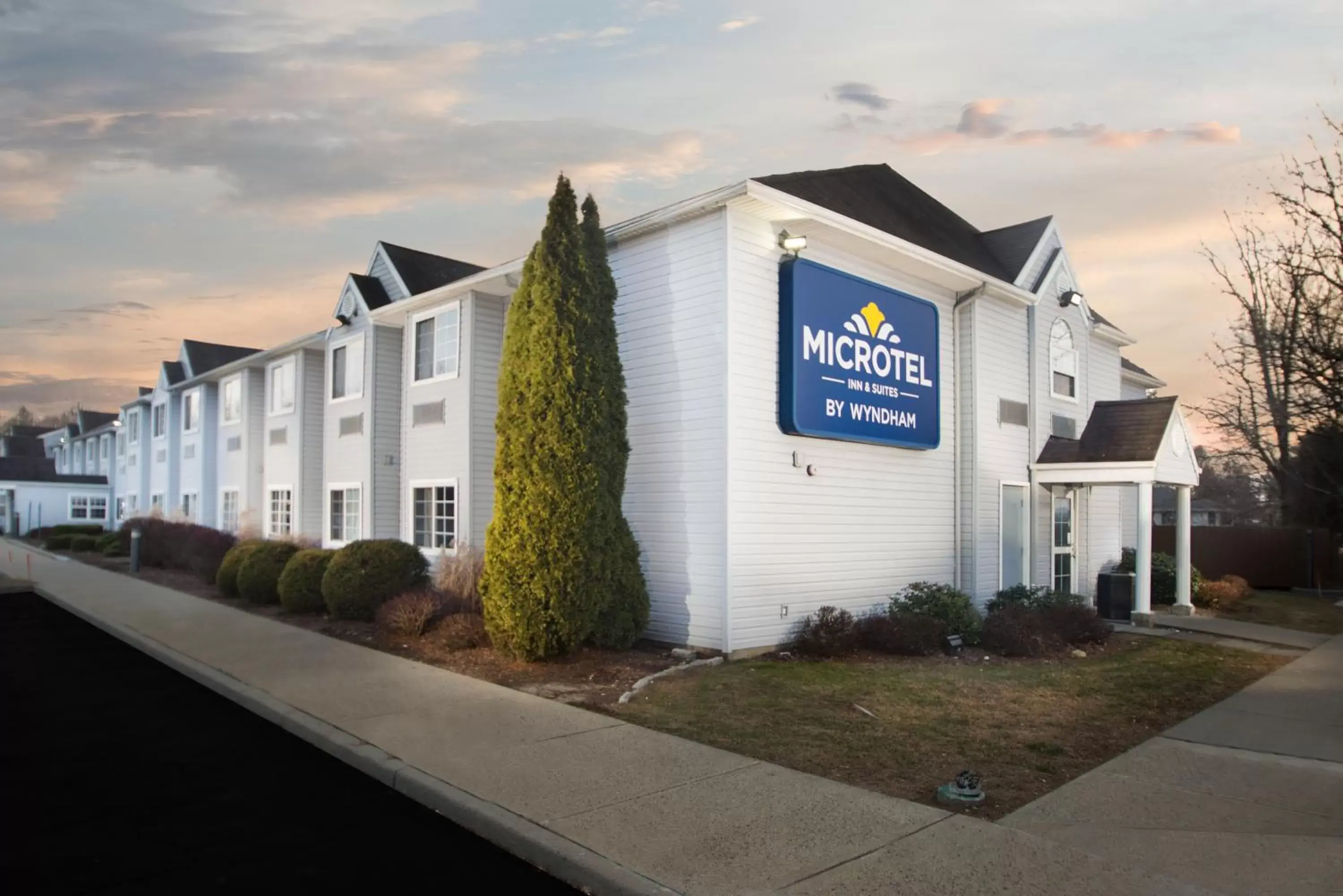 Property building in Microtel Inn & Suites by Wyndham Bethel/Danbury Property building in Microtel Inn & Suites by Wyndham Bethel/Danbury