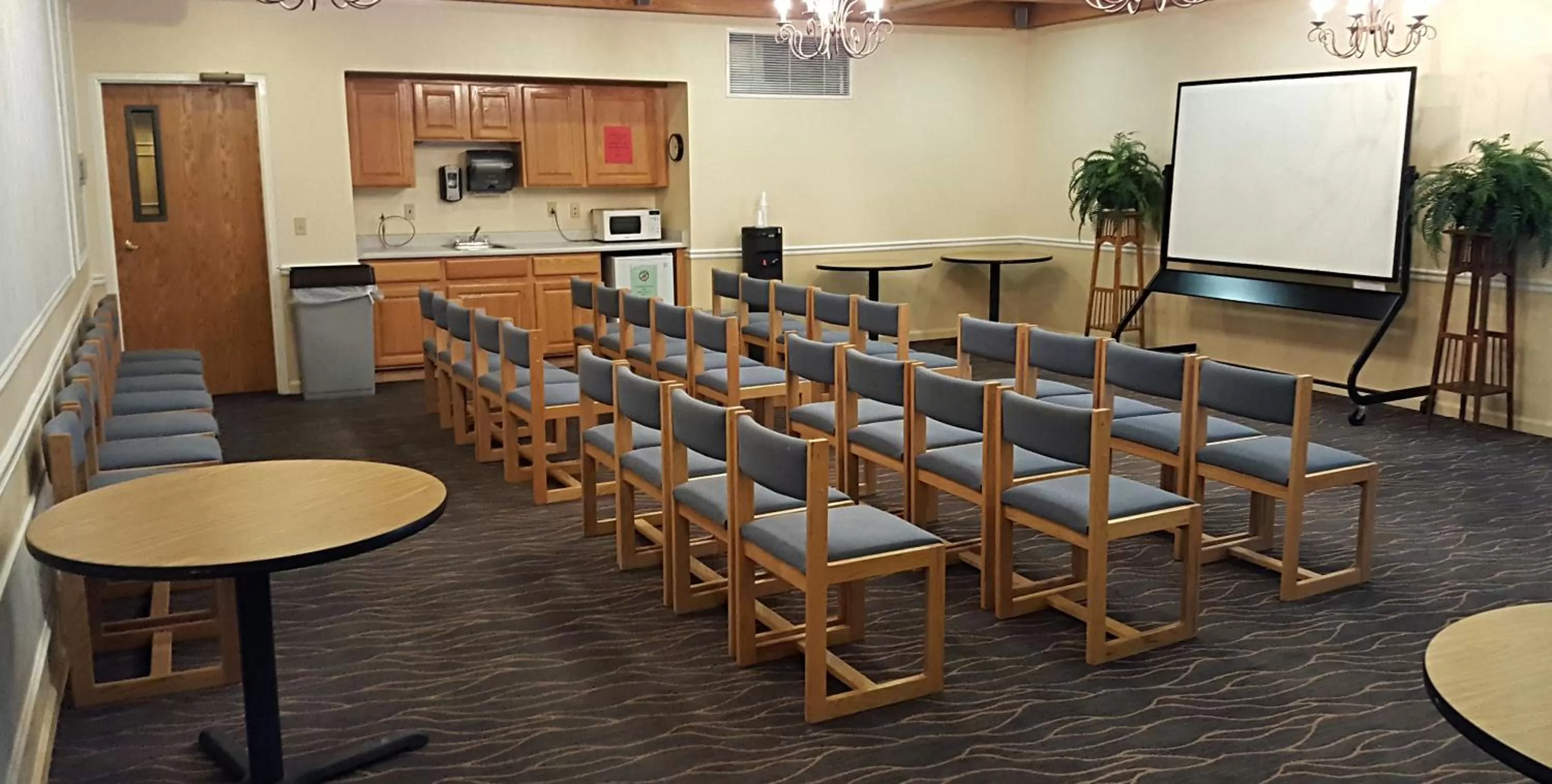 Meeting/conference room in Mojave Edge