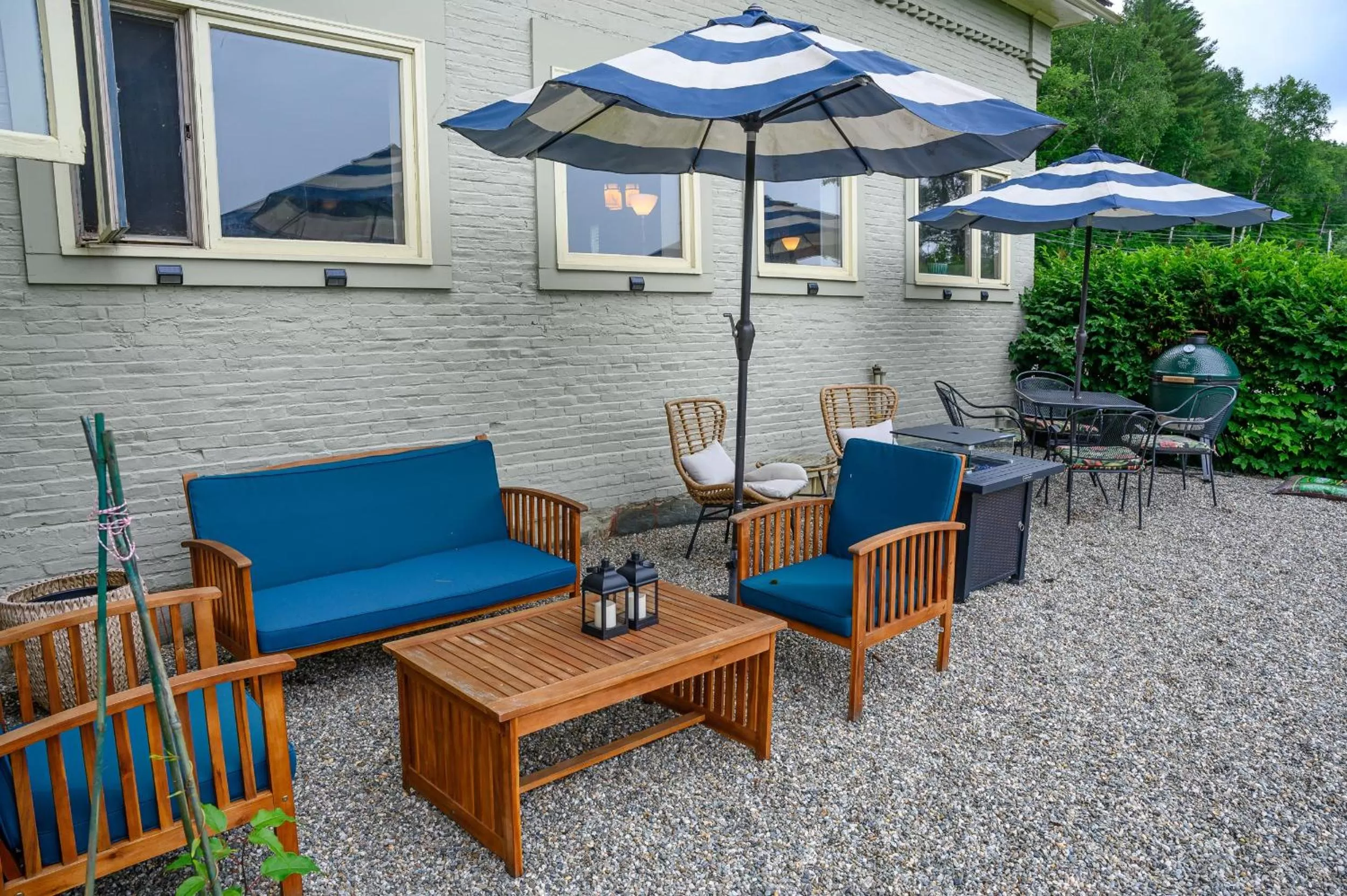 Patio in Brass Lantern Inn