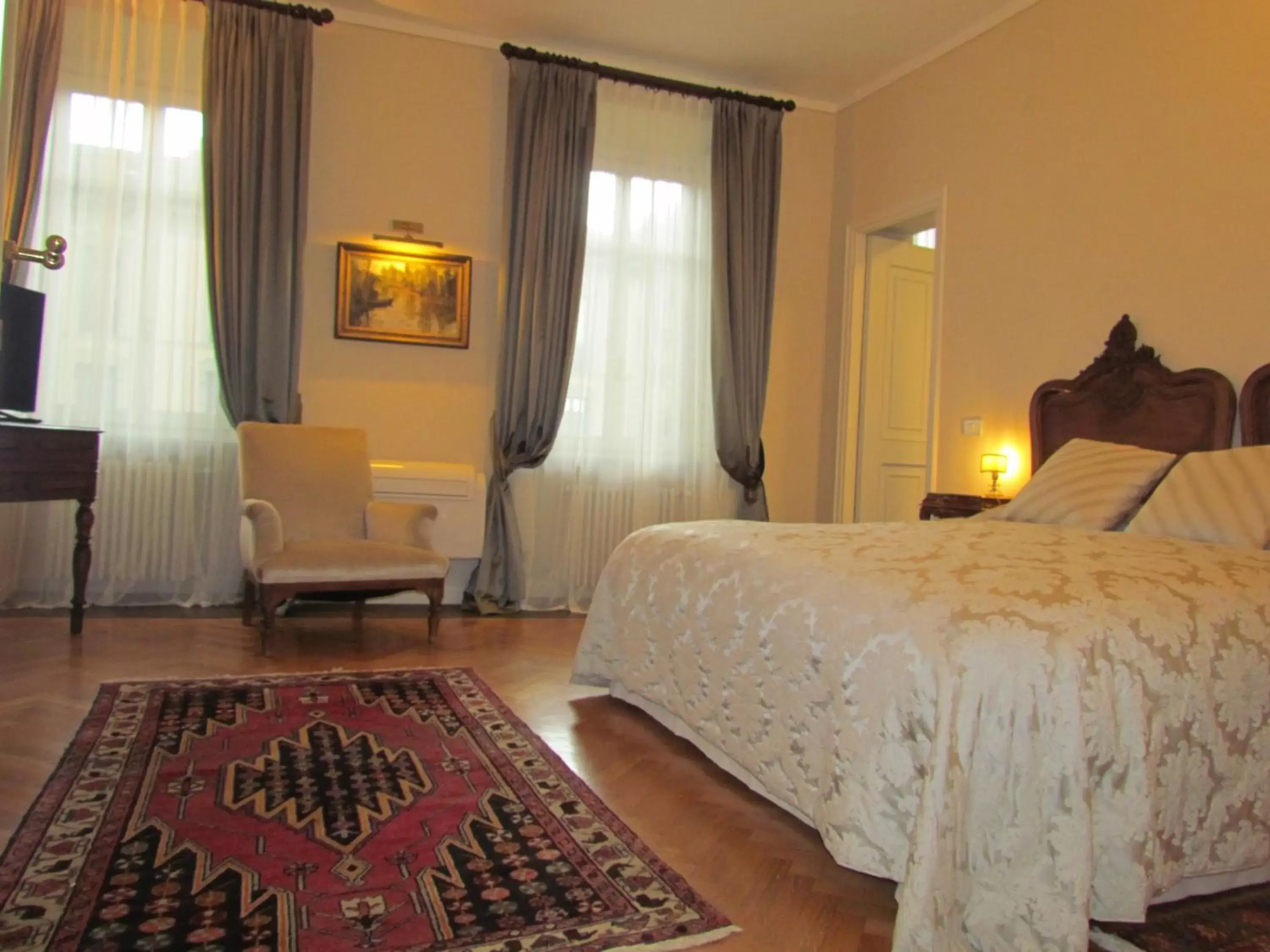 Bedroom in L'Approdo di Sant'Agostino