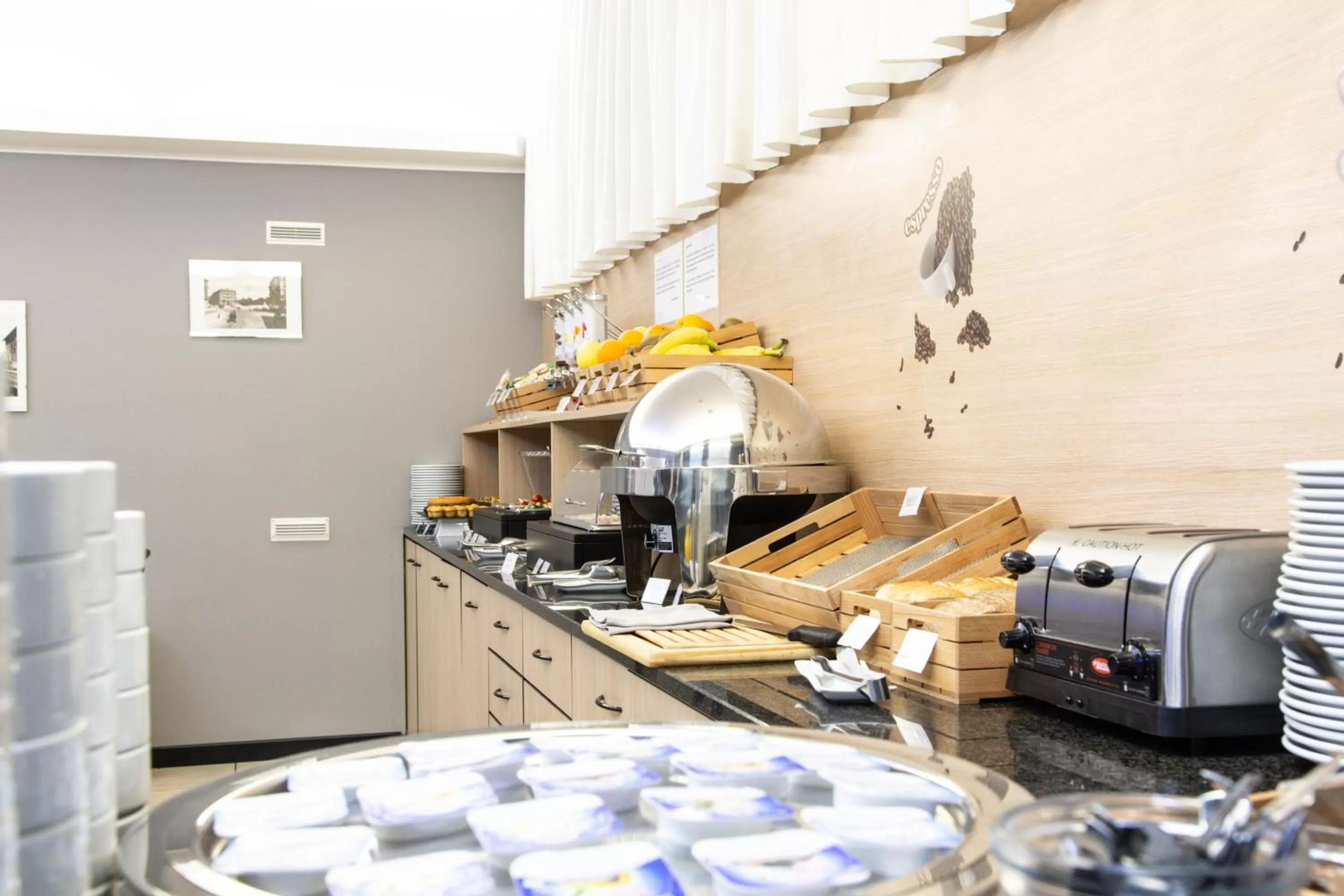 Kitchen or kitchenette in Hotel Berlino