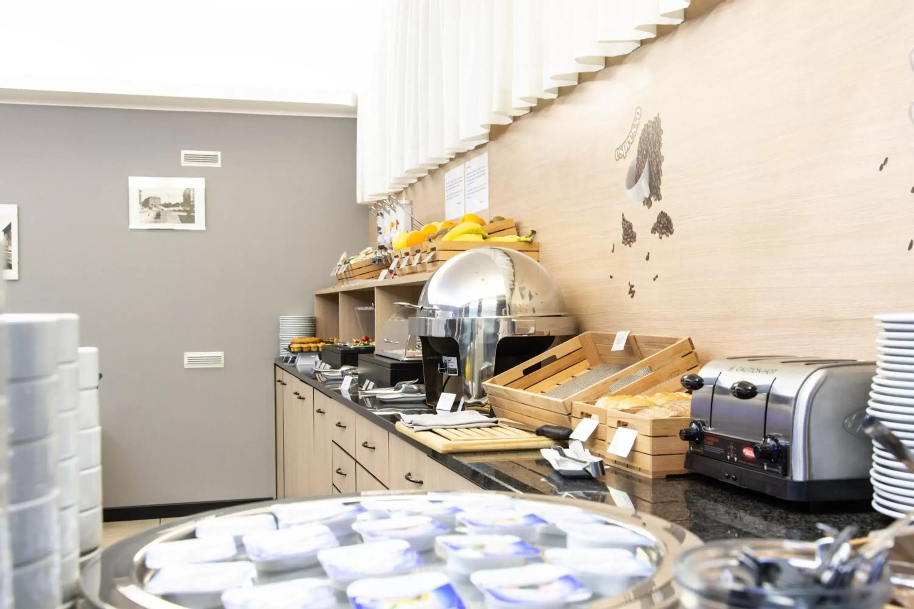 Kitchen or kitchenette, Kitchen/Kitchenette in Hotel Berlino