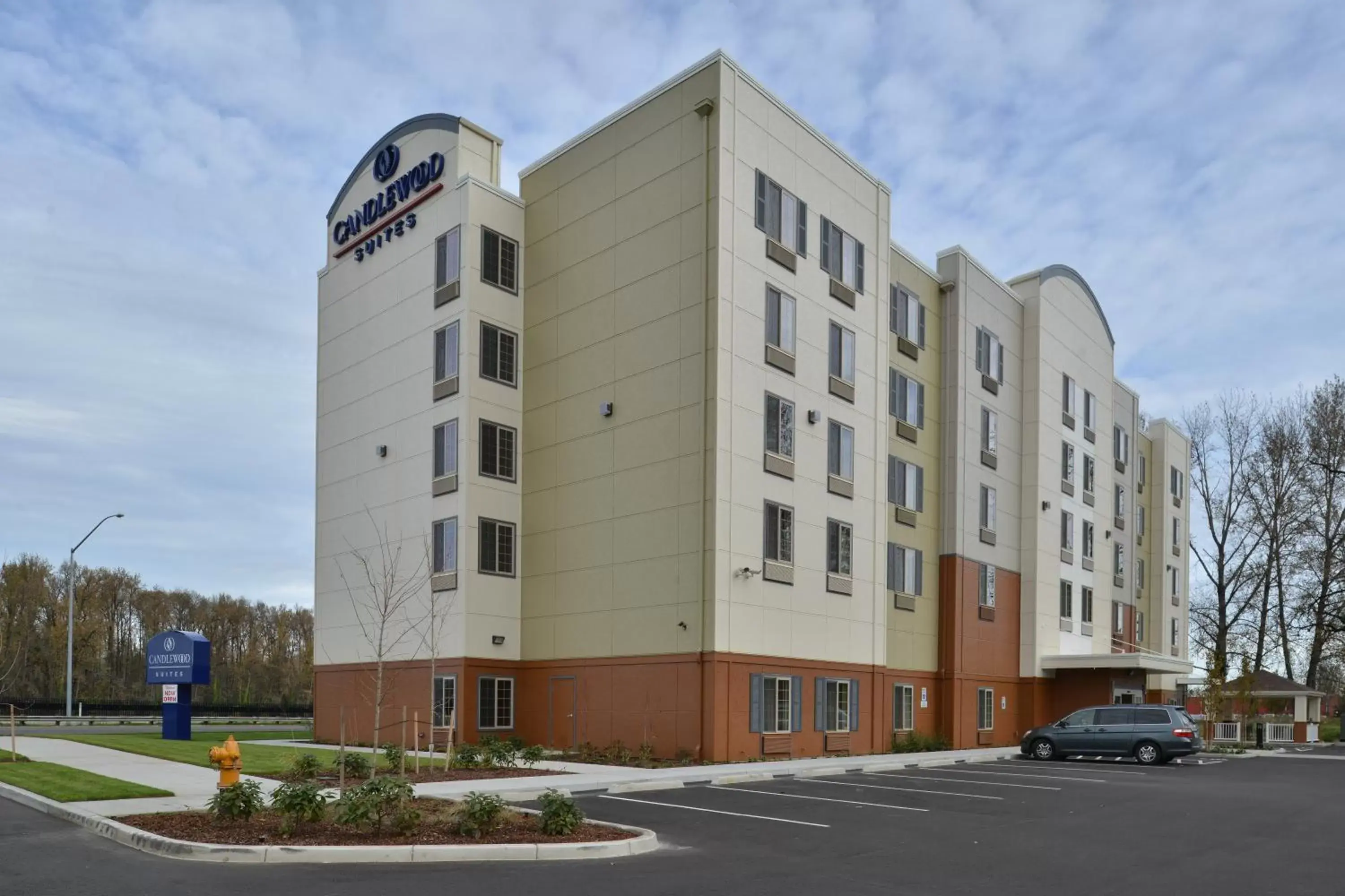 Property building in Candlewood Suites Eugene Springfield by IHG Property building in Candlewood Suites Eugene Springfield by IHG