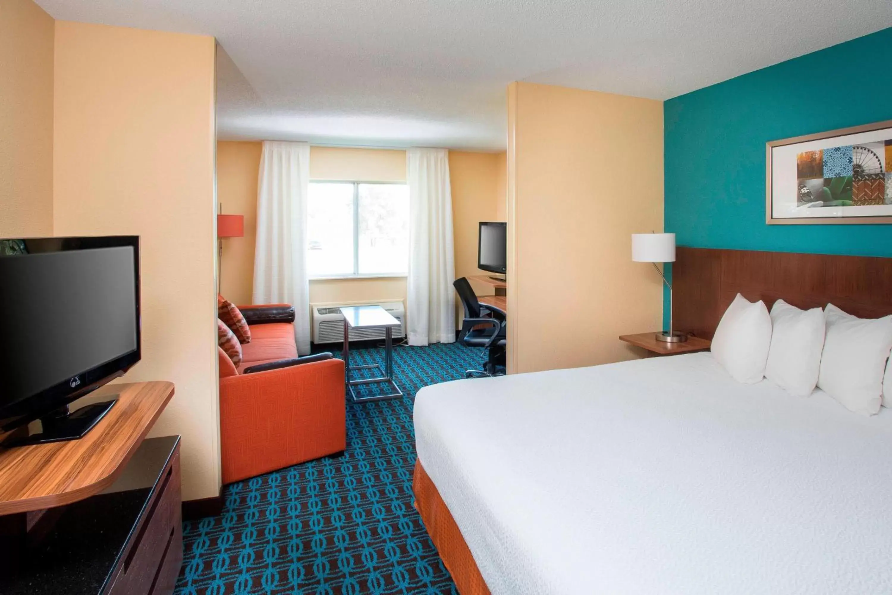 Bedroom, Bed in Fairfield Inn & Suites by Marriott Terre Haute
