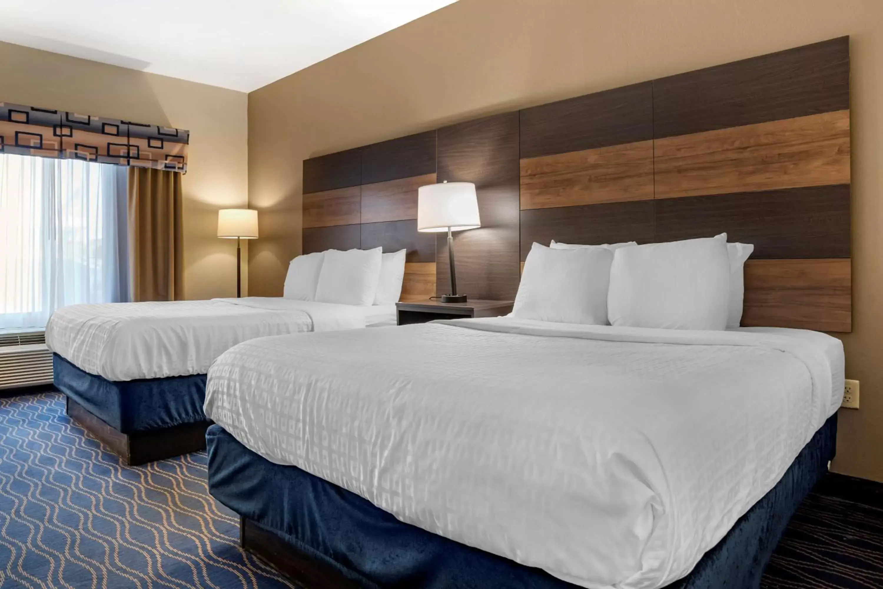 Bedroom, Bed in Best Western Troy Inn Bedroom, Bed in Best Western Troy Inn