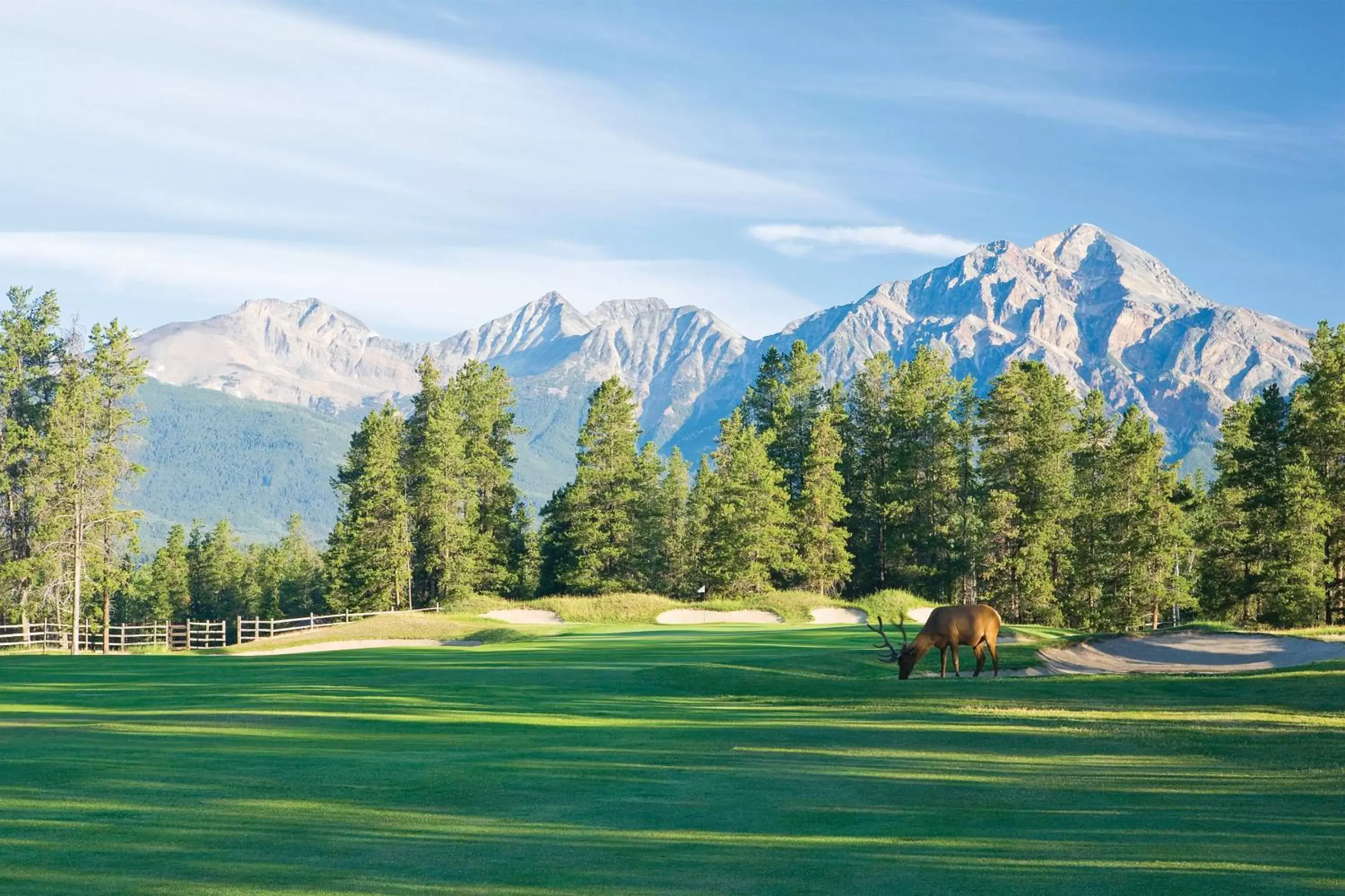 Golfcourse in Fairmont Jasper Park Lodge