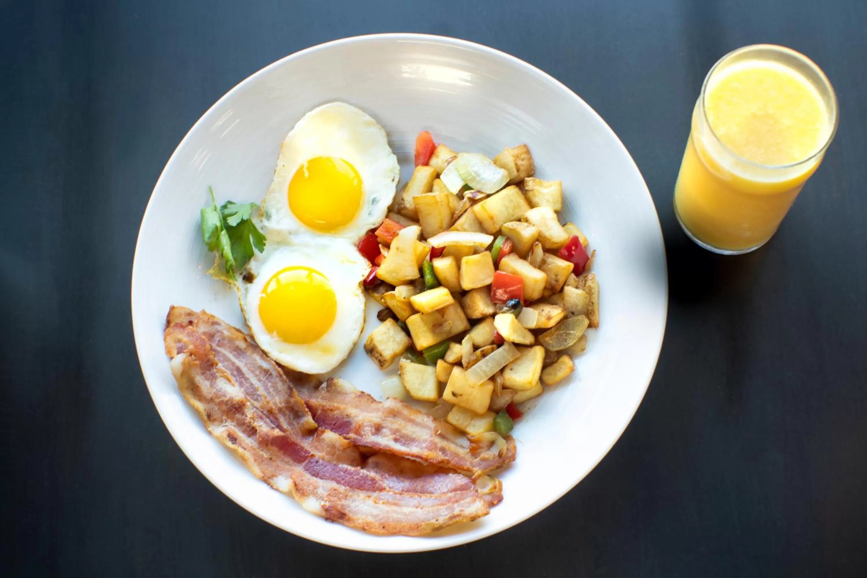 Restaurant/places to eat in Holiday Inn Cookeville by IHG