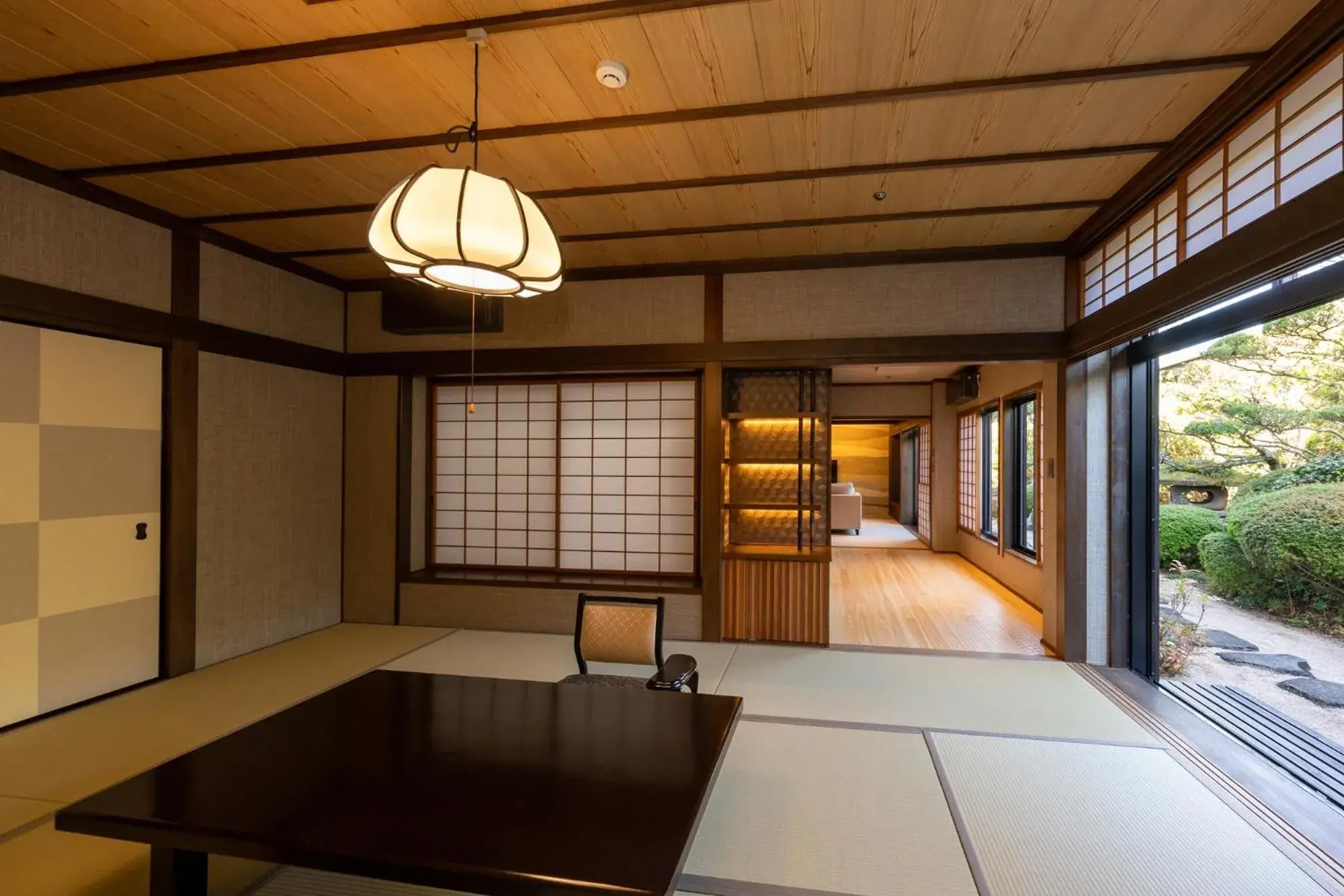 Photo of the whole room in Haginoyado Tomoe Ryokan