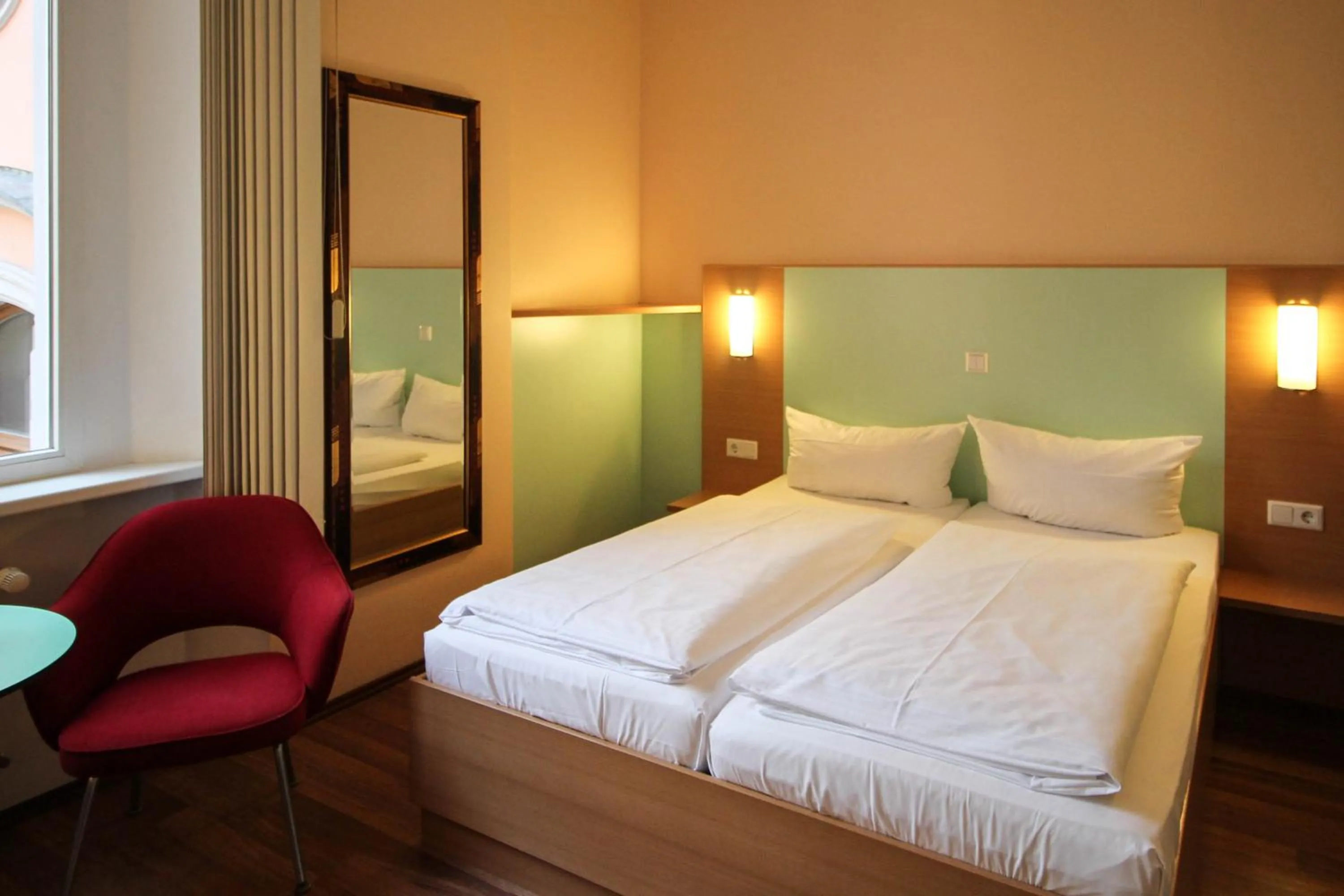 Bedroom, Bed in Hotel Sachsenhof