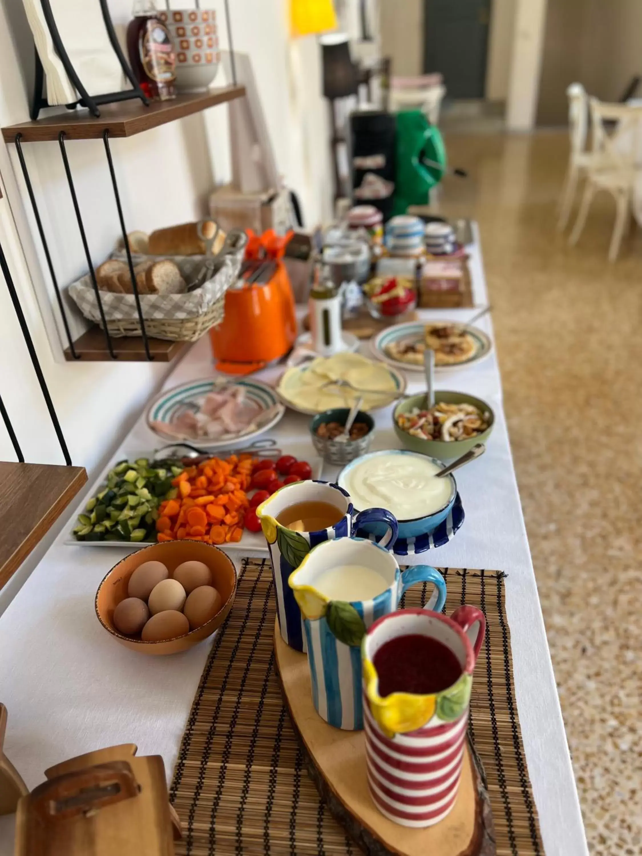 Buffet breakfast in Relais Il Chiostro