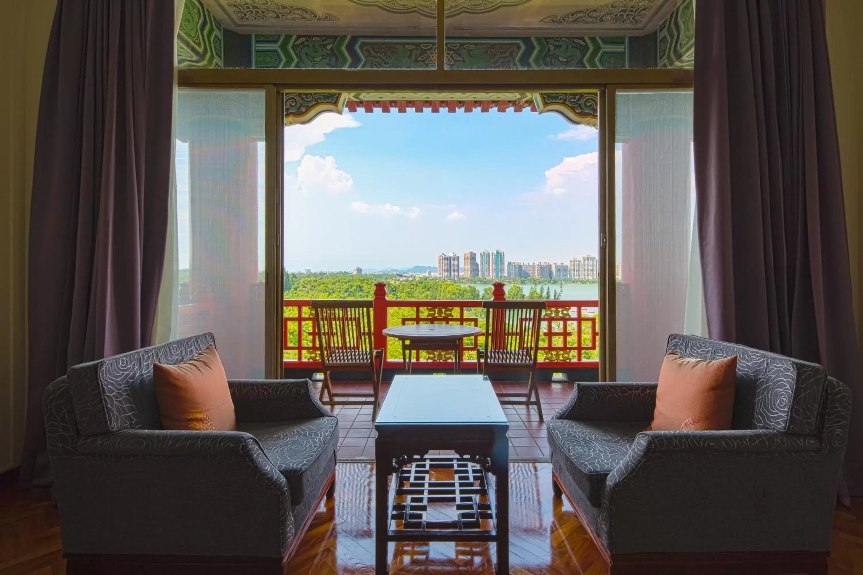 Balcony/Terrace, Seating Area in The Grand Hotel Kaohsiung