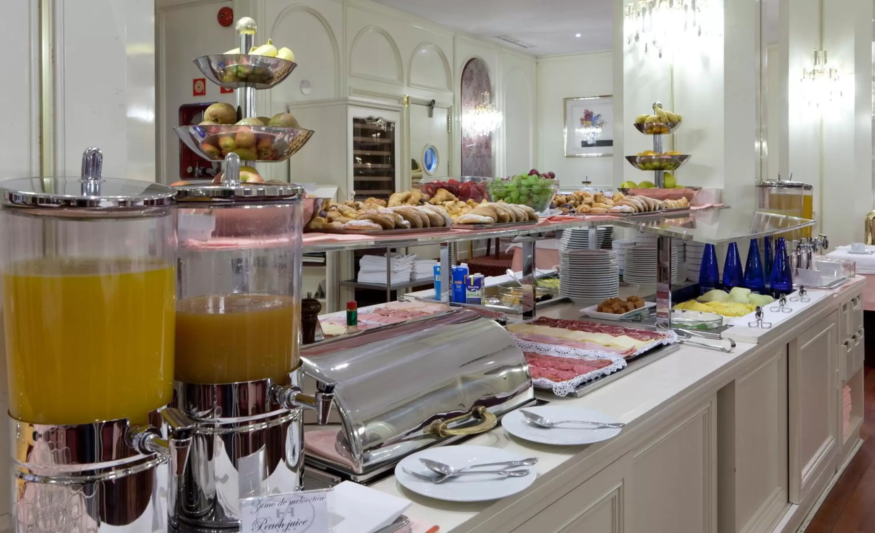 Buffet breakfast in Hotel Liabeny