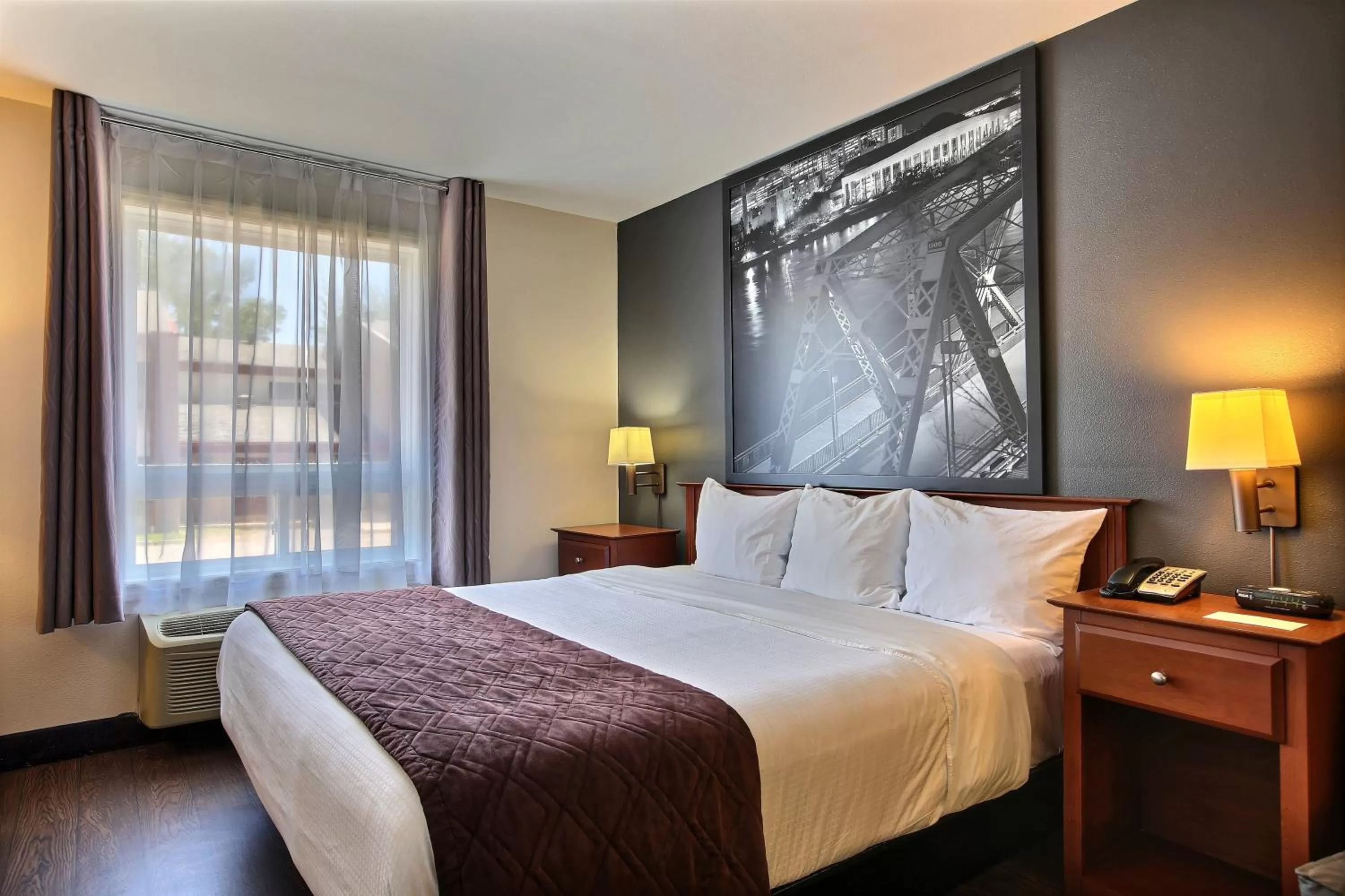 Bed in Super 8 by Wyndham Trois-Rivieres