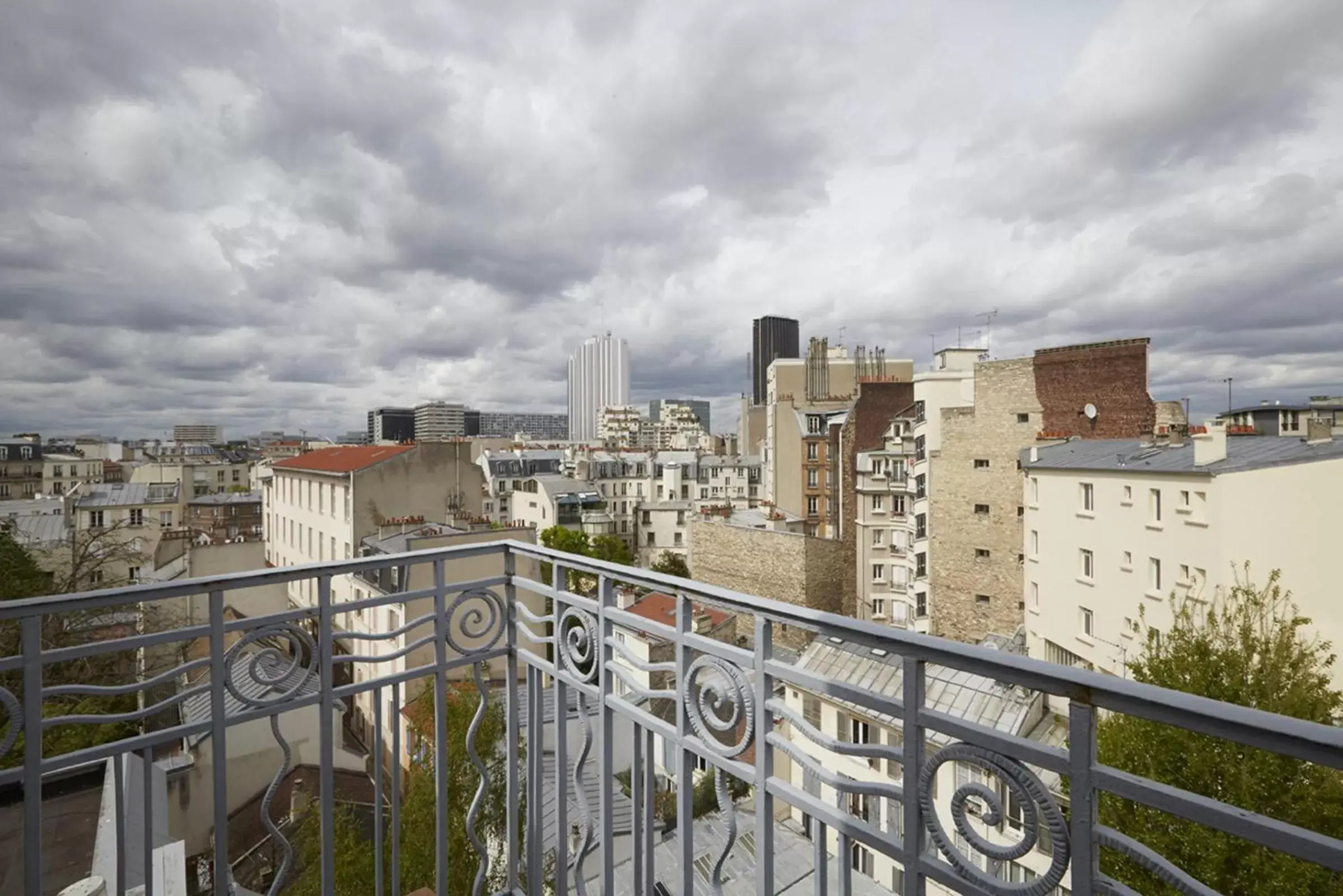 City view in Campanile Paris 14 - Maine Montparnasse