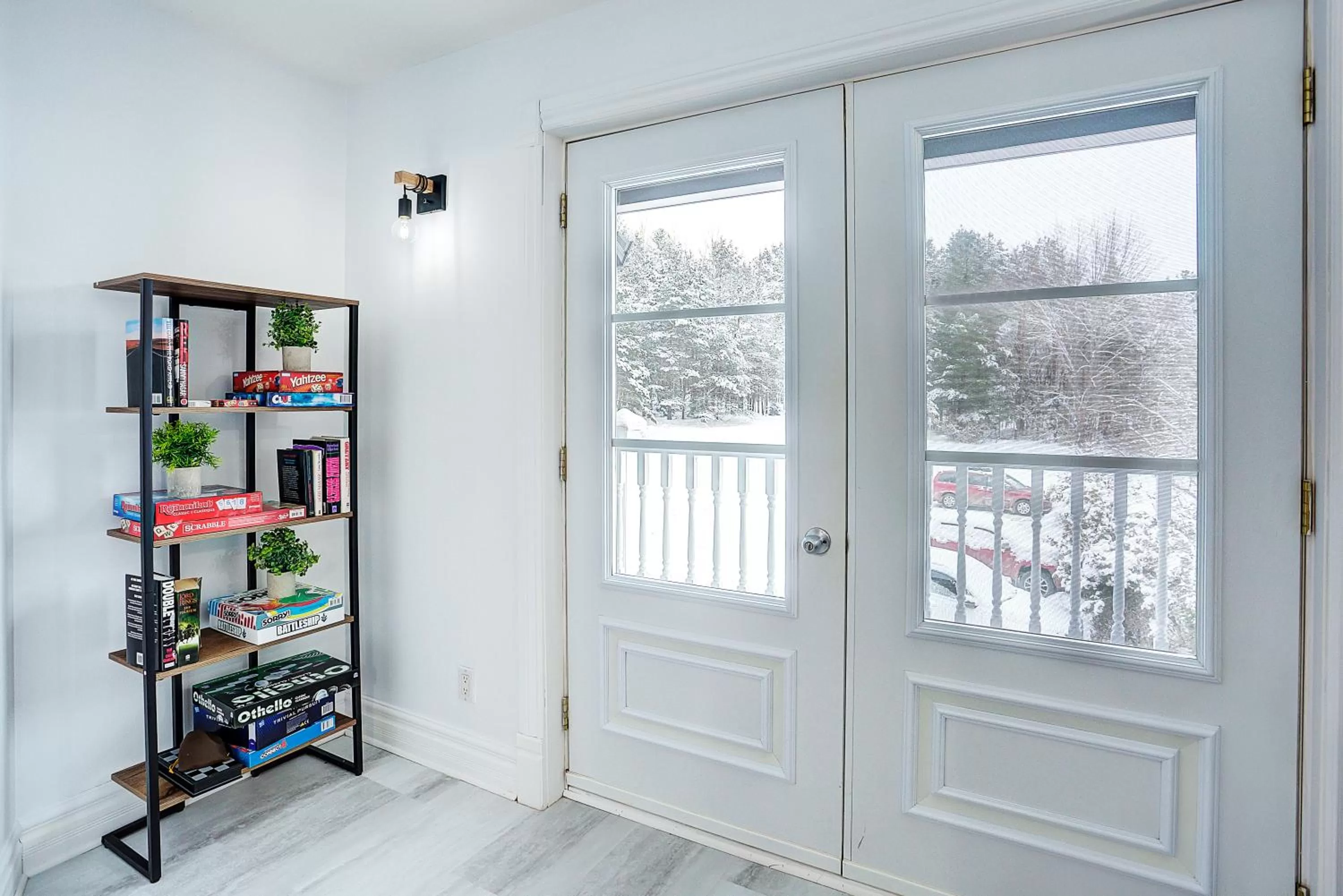 Le 900 Tremblant Inn Café and Bistro