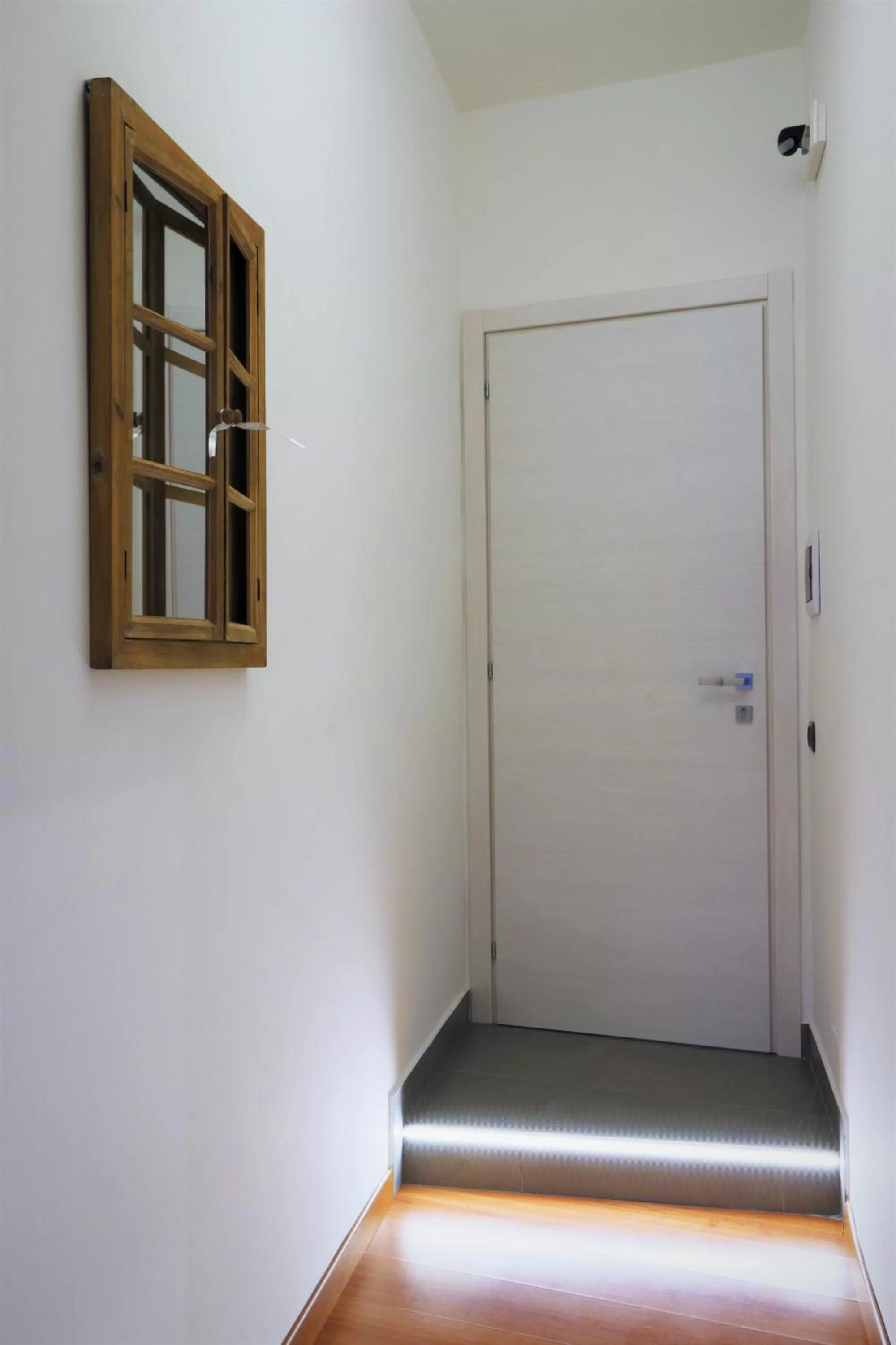 Photo of the whole room in Napoli Vesuvio Apartments by Dimorra