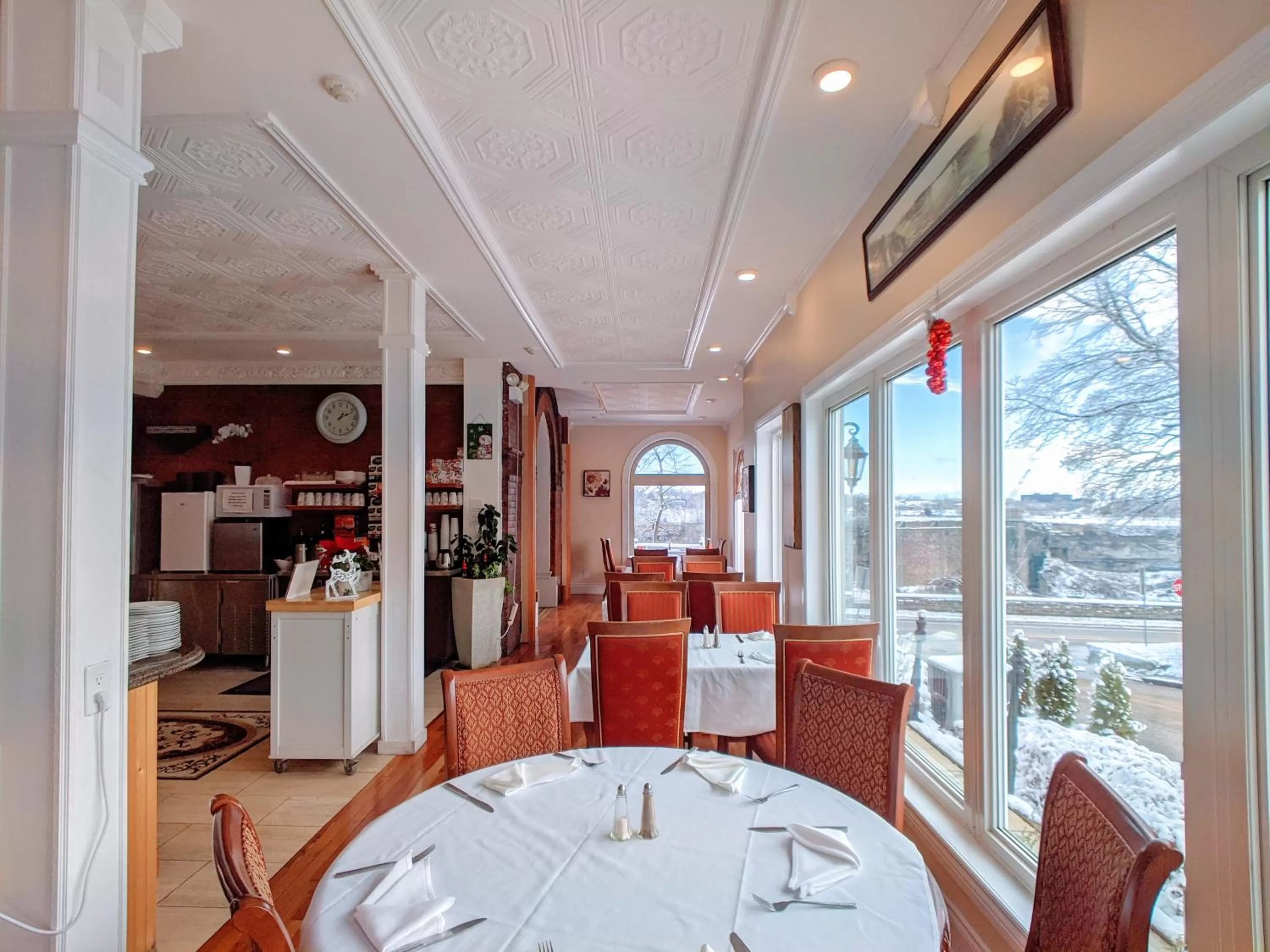 Restaurant/Places to Eat in Niagara Grandview Boutique Hotel