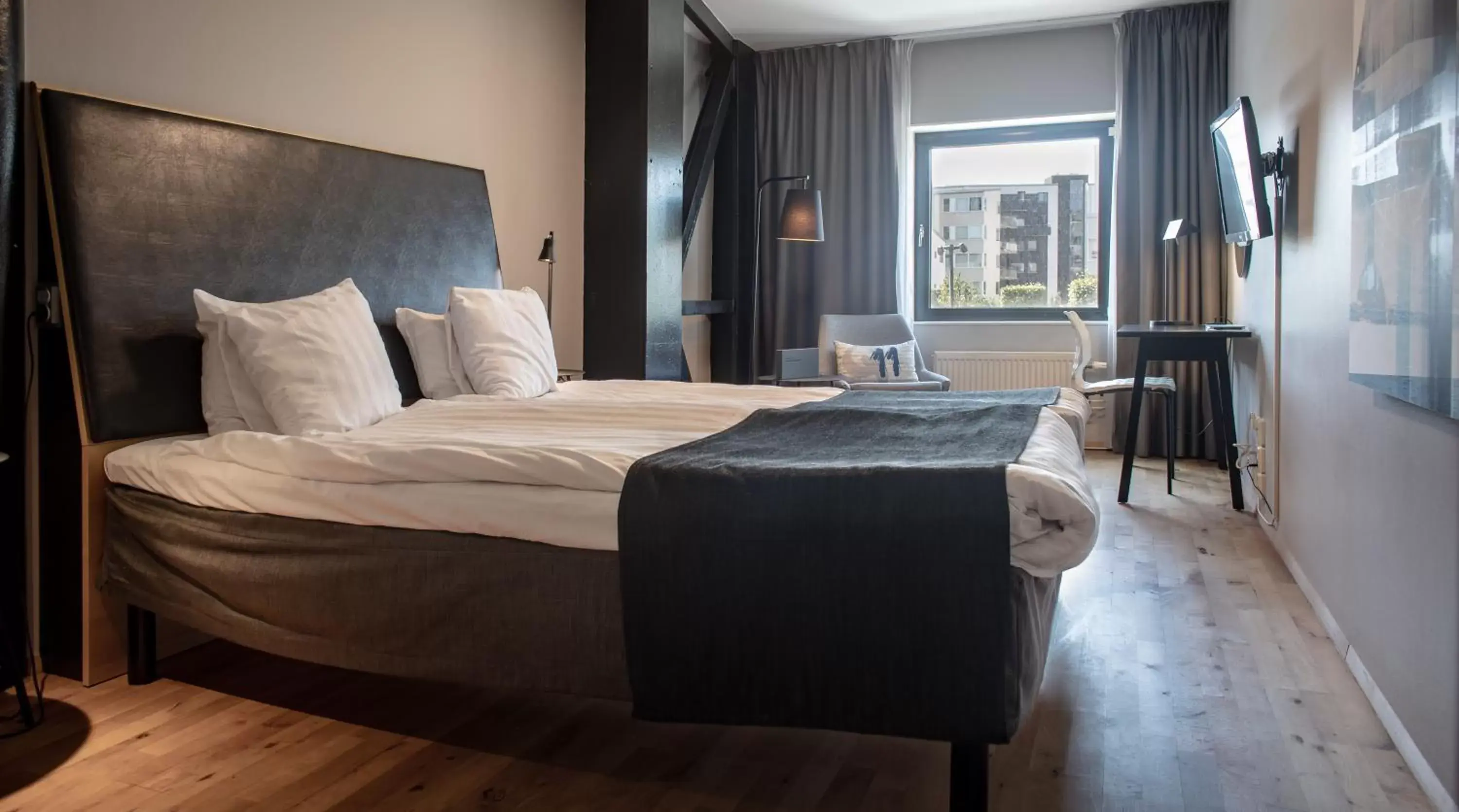 Bedroom, Bed in Quality Hotel 11 & Eriksbergshallen