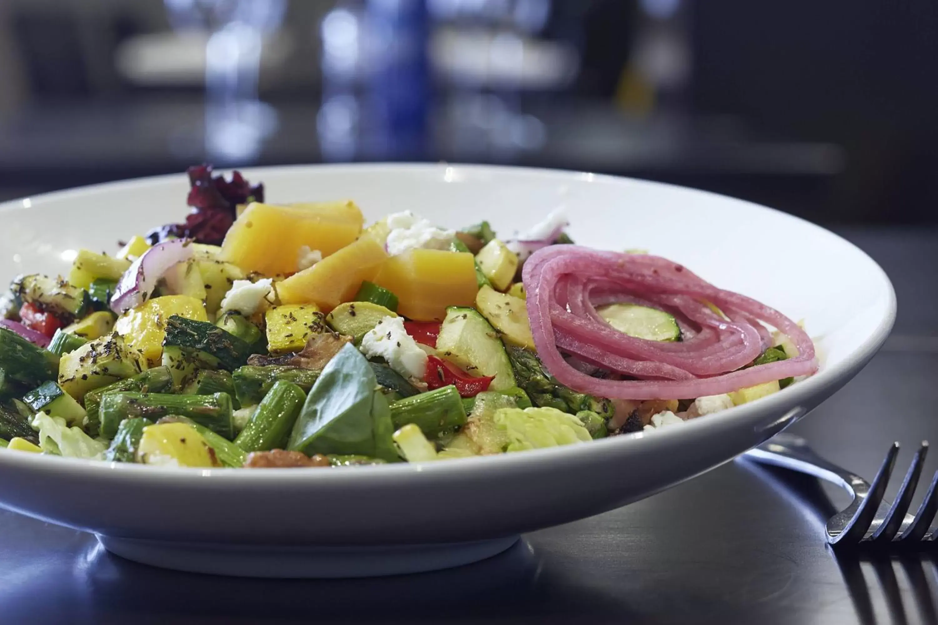 Kitchen or kitchenette, Food in Milwaukee Marriott West