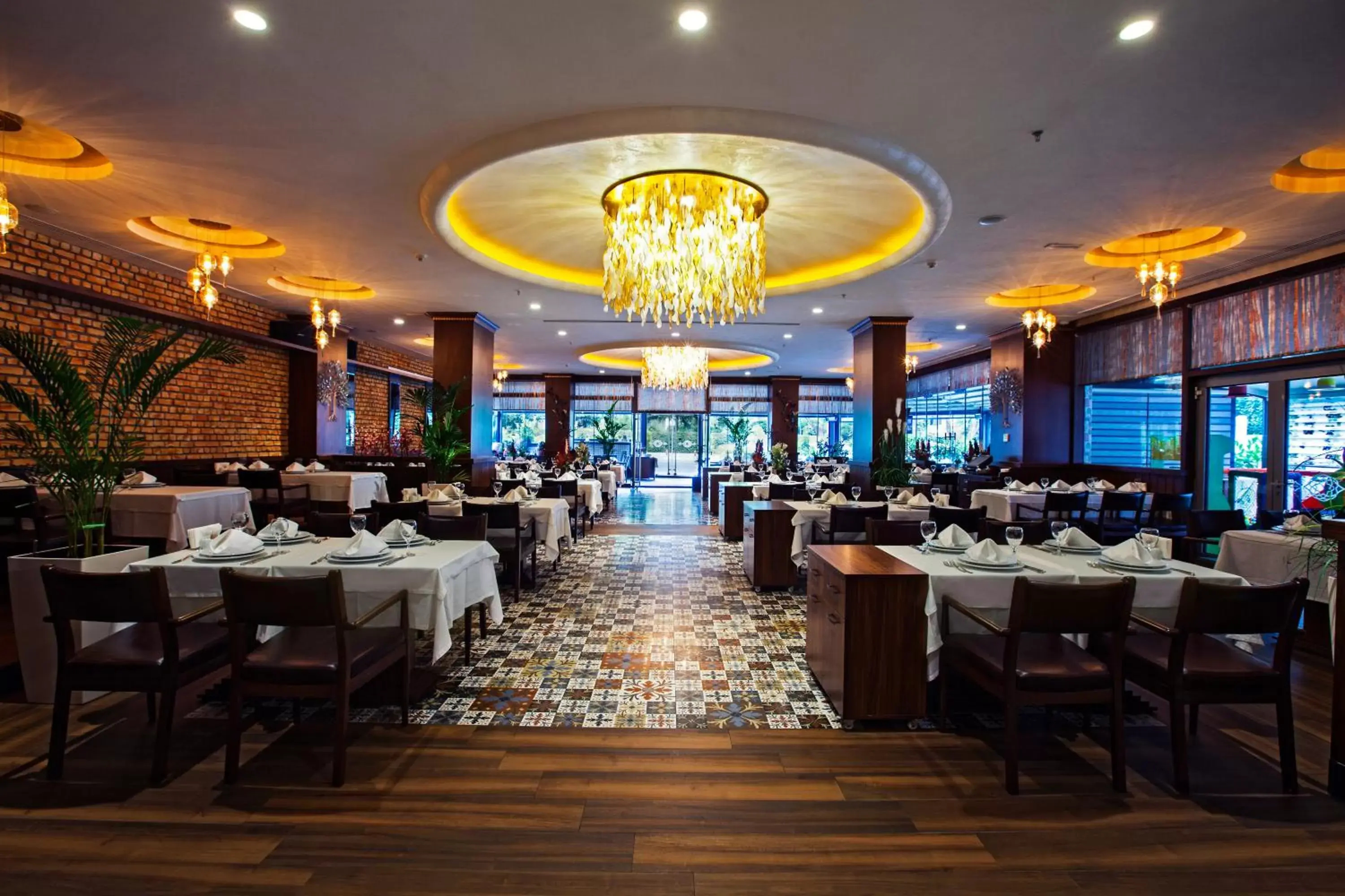 Staff, Restaurant/Places to Eat in Ramada Plaza by Wyndham Istanbul Atakoy