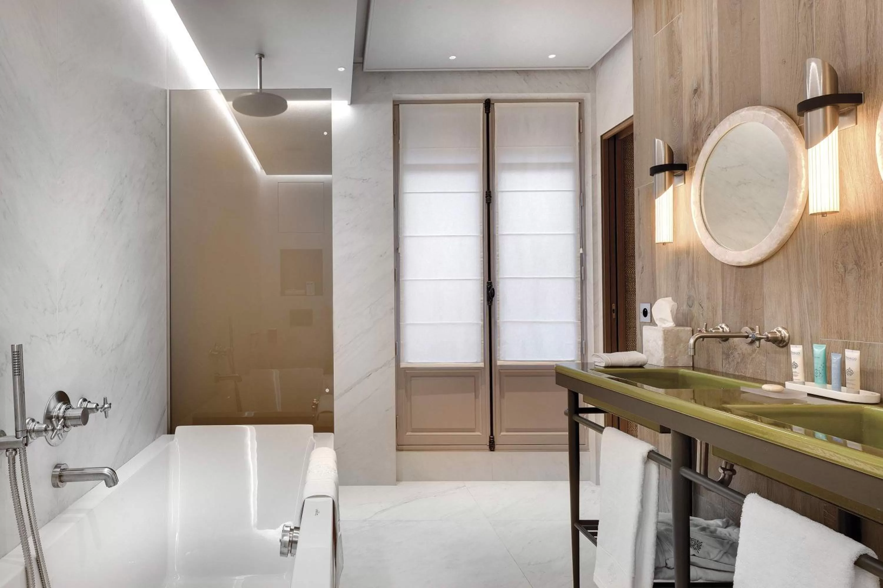 Bathroom in La Demeure Montaigne